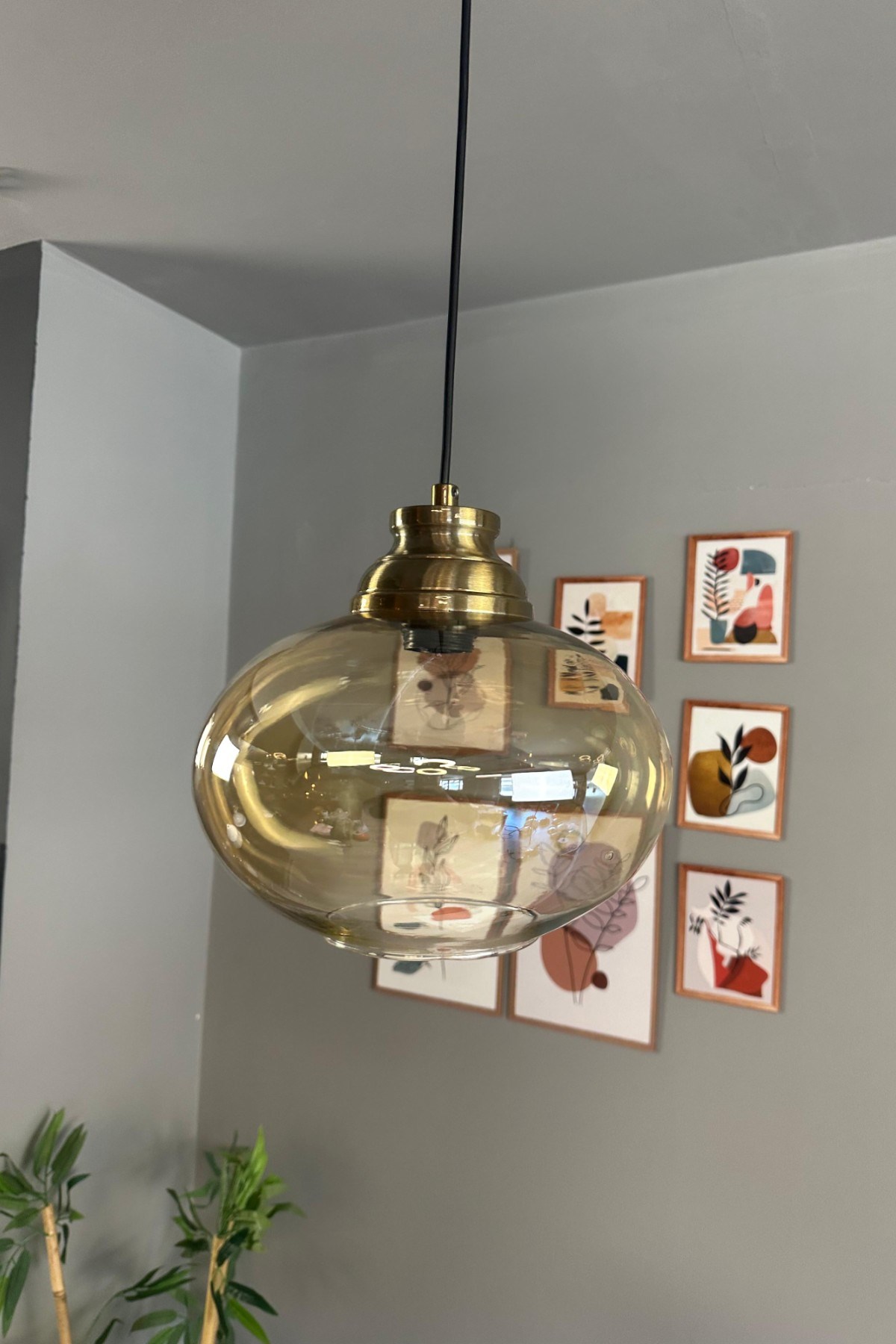 Solvia Cam Bal Rengi Tekli Avize Kum Saati Başlık Retro Sarkıt Lamba Salon Aydınlatma