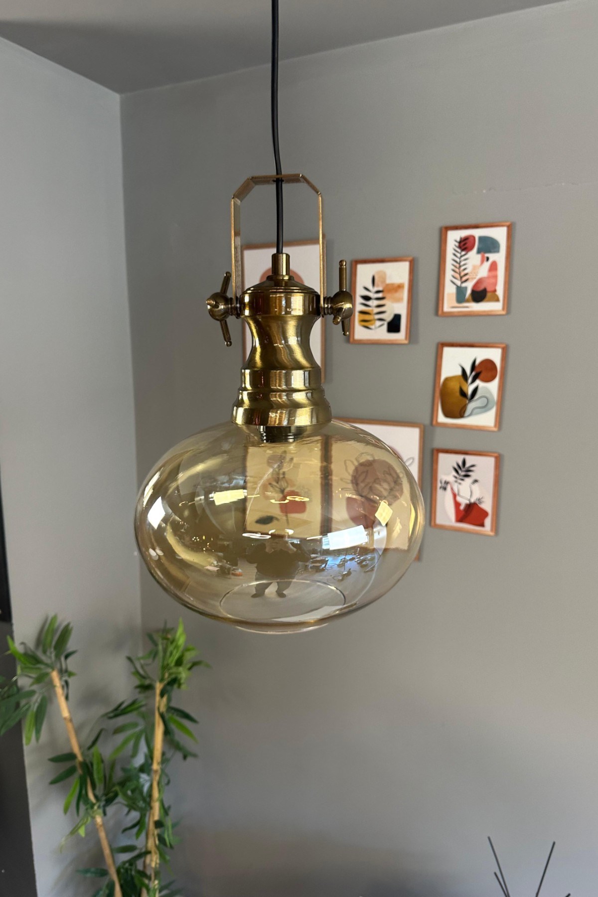 Solvia Cam Bal Rengi Tekli Avize Retro Sarkıt Lamba Salon Aydınlatma