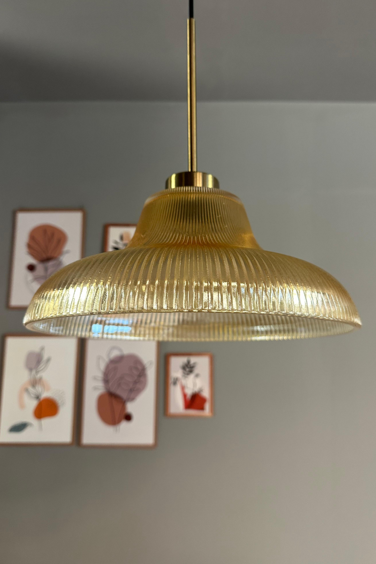 Stark Cam Bal Rengi Tekli Avize İnce Eskitme Başlık Retro Sarkıt Lamba Salon Aydınlatma