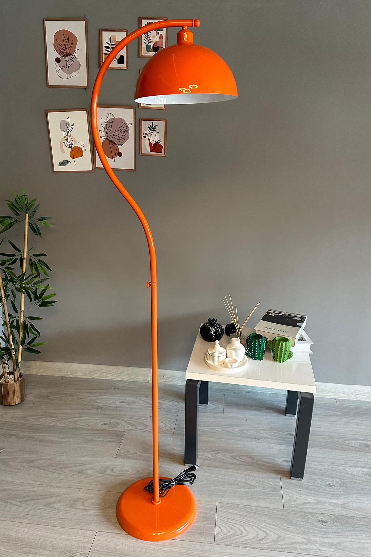 Turuncu Lambader Modern Dekoratif Metal Salon Oturma Odası Çalışma Odası Lambası