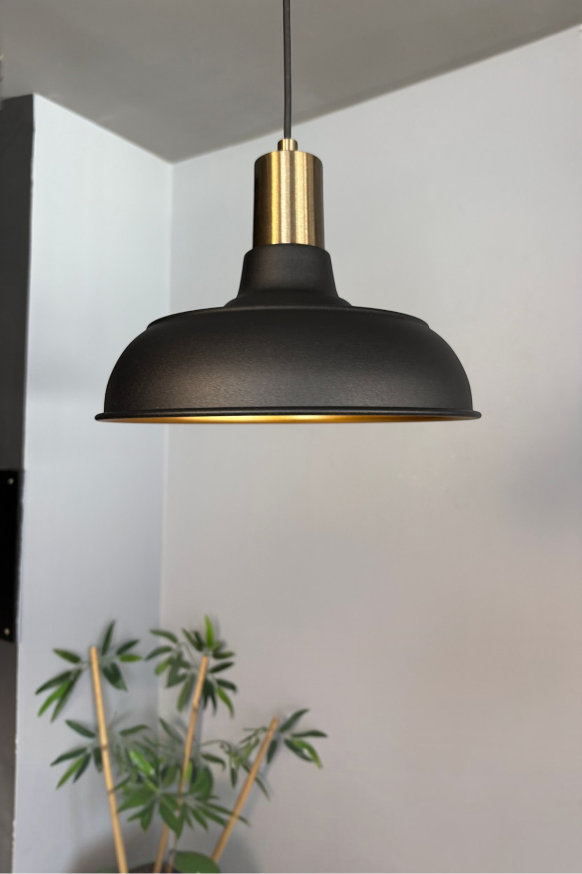 Veluna Siyah Tekli Eskitme Fener Başlık Avize Retro Sarkıt Ofis Showroom Salon Mutfak Avizeleri