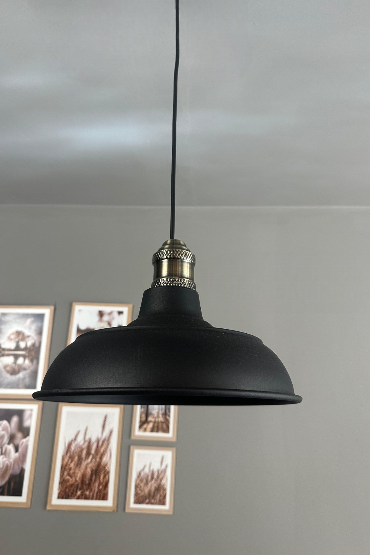 Veluna Siyah Tekli Eskitme Lale Başlık Avize Retro Sarkıt Ofis Showroom Salon Mutfak Avizeleri