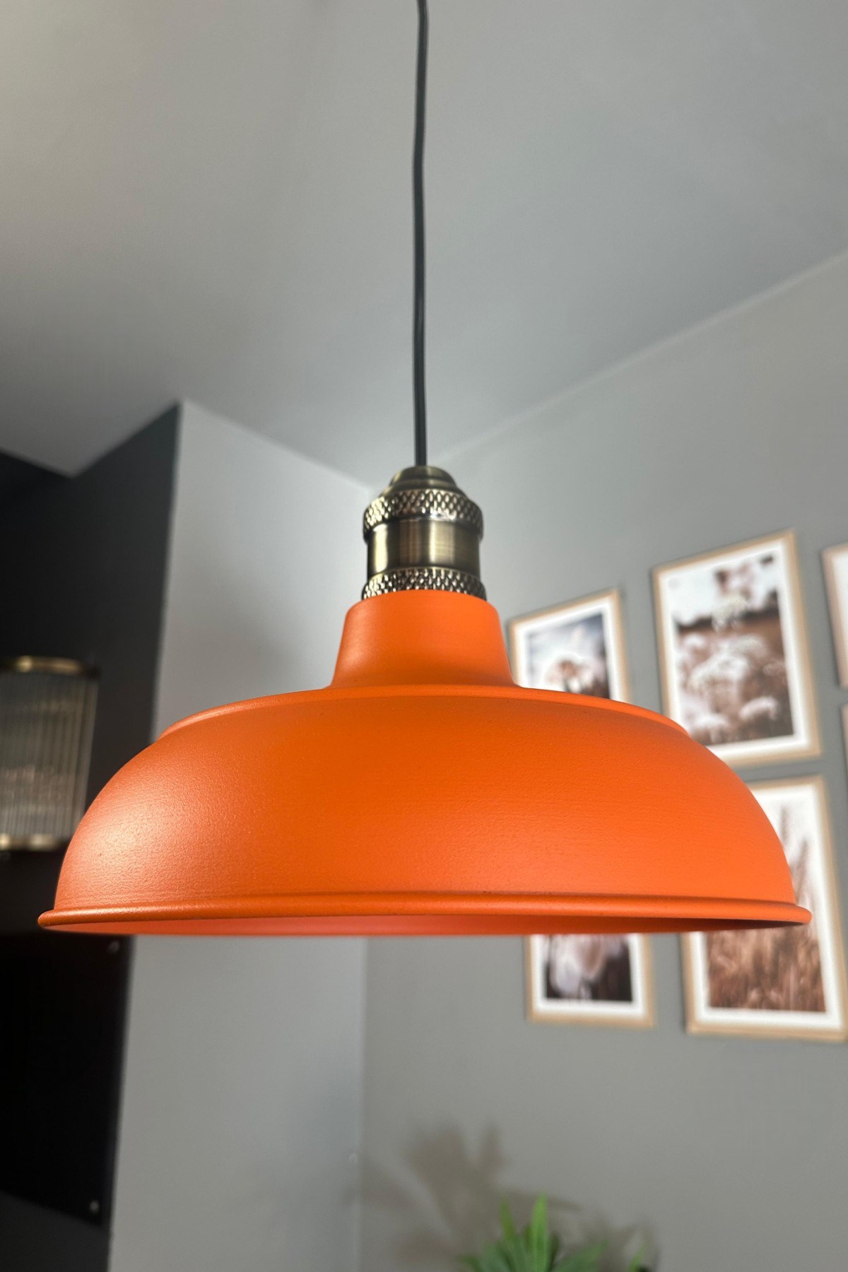 Veluna Turuncu Tekli Eskitme Lale Başlık Avize Retro Sarkıt Ofis Showroom Salon Mutfak Avizeleri
