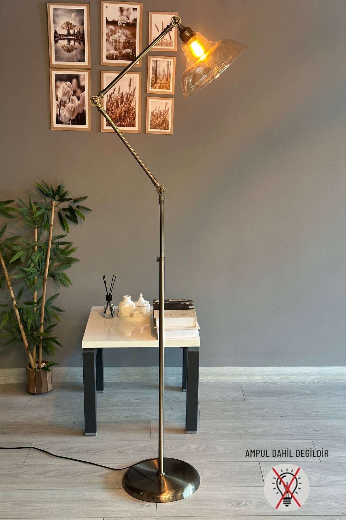 Vishi Bal Rengi Cam 3 Mafsallı Eskitme Gövde Metal Lambader Modern Dekoratif Zemin Lambası