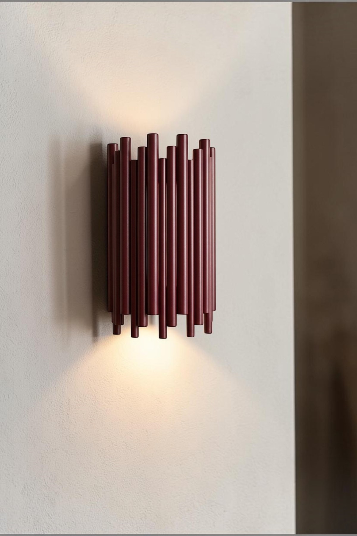 Vonita Vişne Çürüğü Rengi Metal Modern E14 Tekli Duvar Apliği
