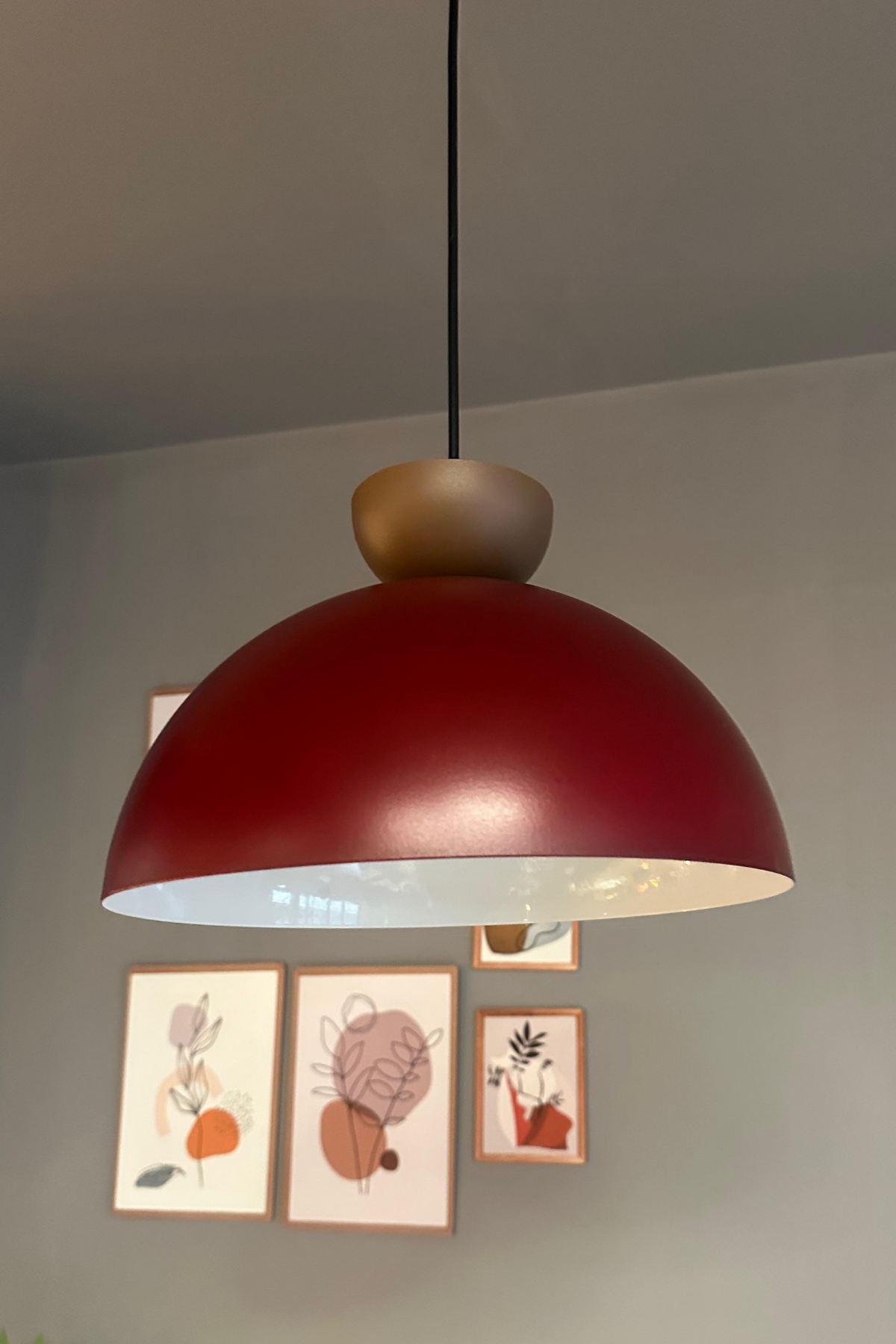 Yimpi Avize Tekli Sarkıt Sütlü Kahve Şapkalı Başlık Salon Kuaför Cafe Dekoratif Aydınlatma Pastane