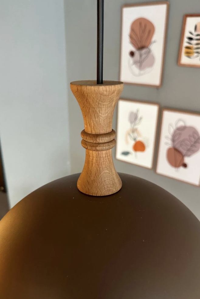 Yimpi Sütlü Kahve Ahşap Uzun Piyon Başlık Avize Tekli Sarkıt Salon Dekoratif Aydınlatma Pastane