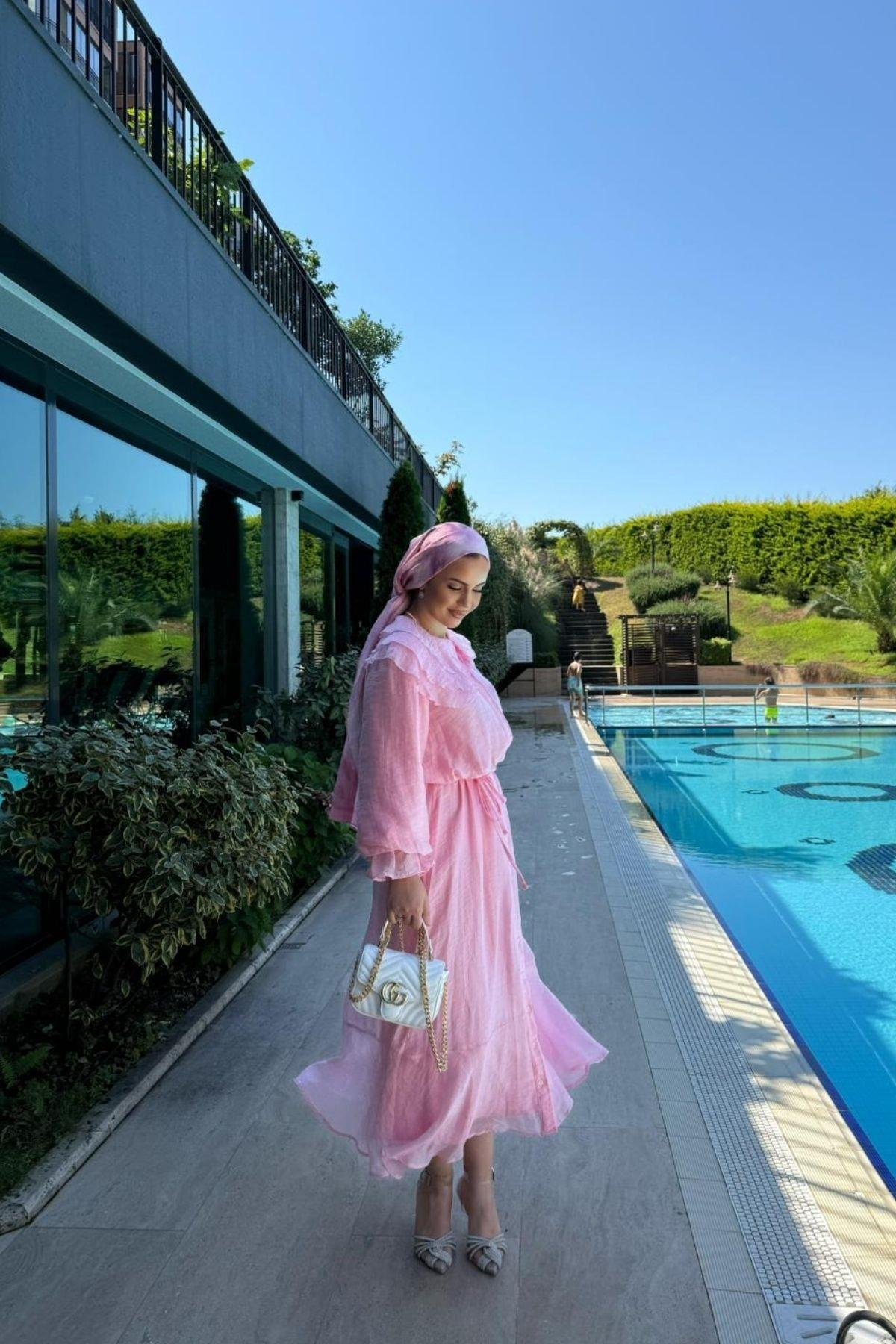 Kadın Pembe Yaka Detaylı Boydan Düğmeli Elbise