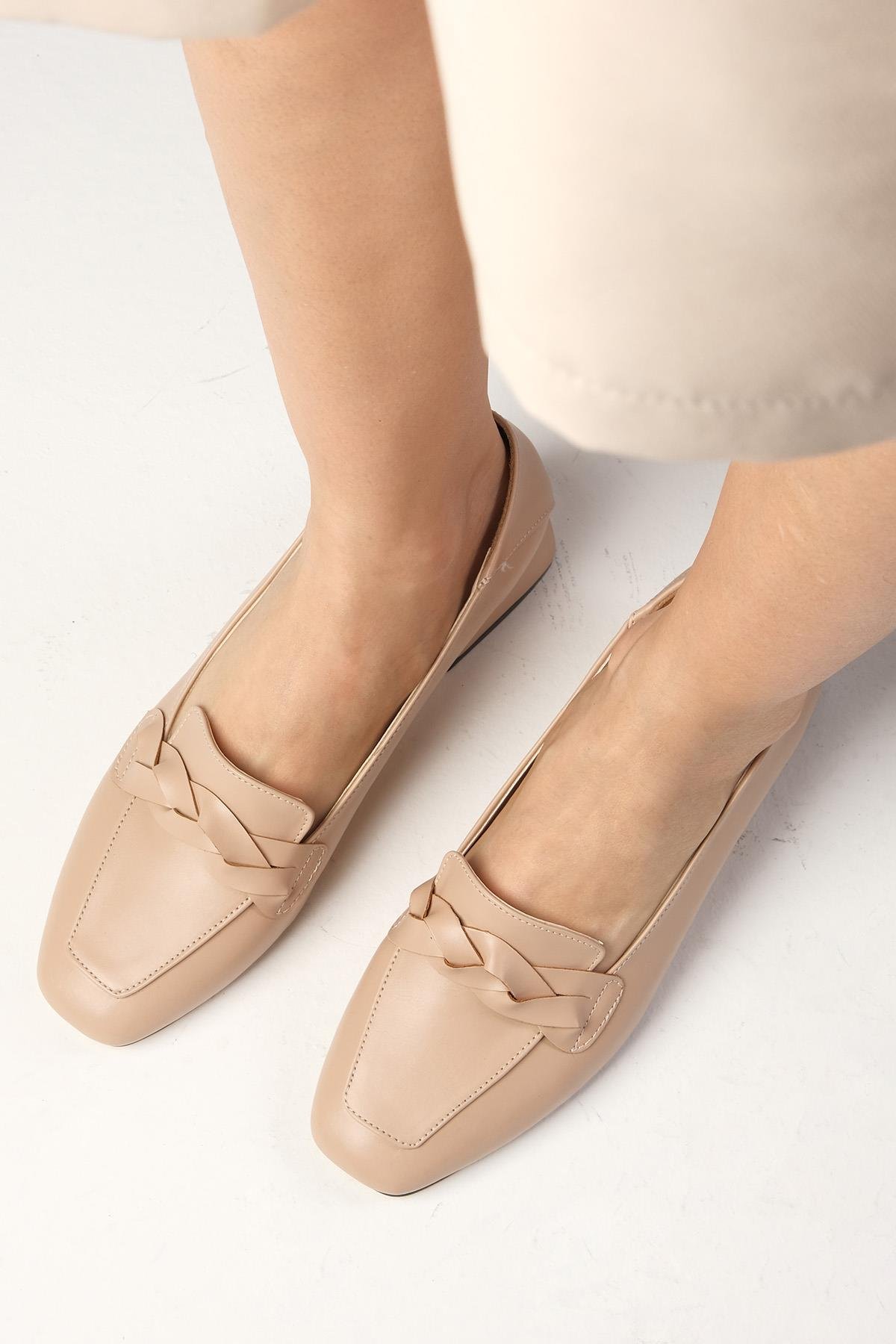 Abriana Ten Rengi Kısa Topuklu Ayakkabı-Kısa Topuklu-Mio Gusto-01489NUC