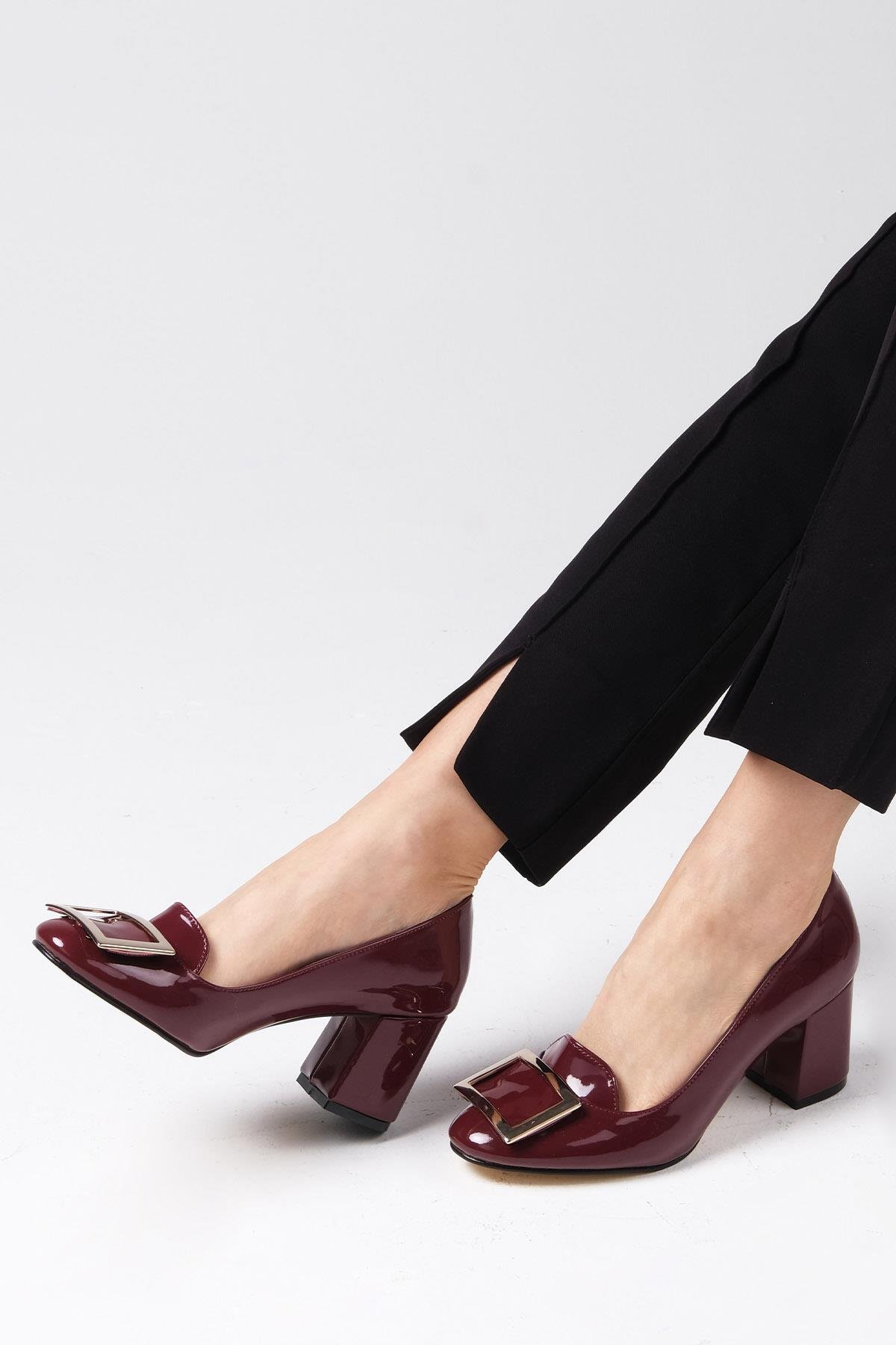 Adela Bordo Renk Topuklu Ayakkabı-Yüksek Topuklu-Mio Gusto-02257WRR
