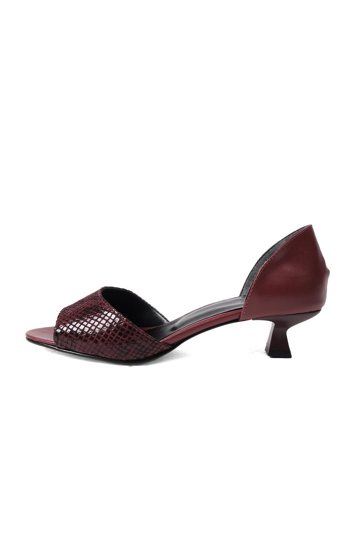 Adrian Bordo Renk Kısa Topuklu Ayakkabı-Low Heels-Mio Gusto-02253WRQ
