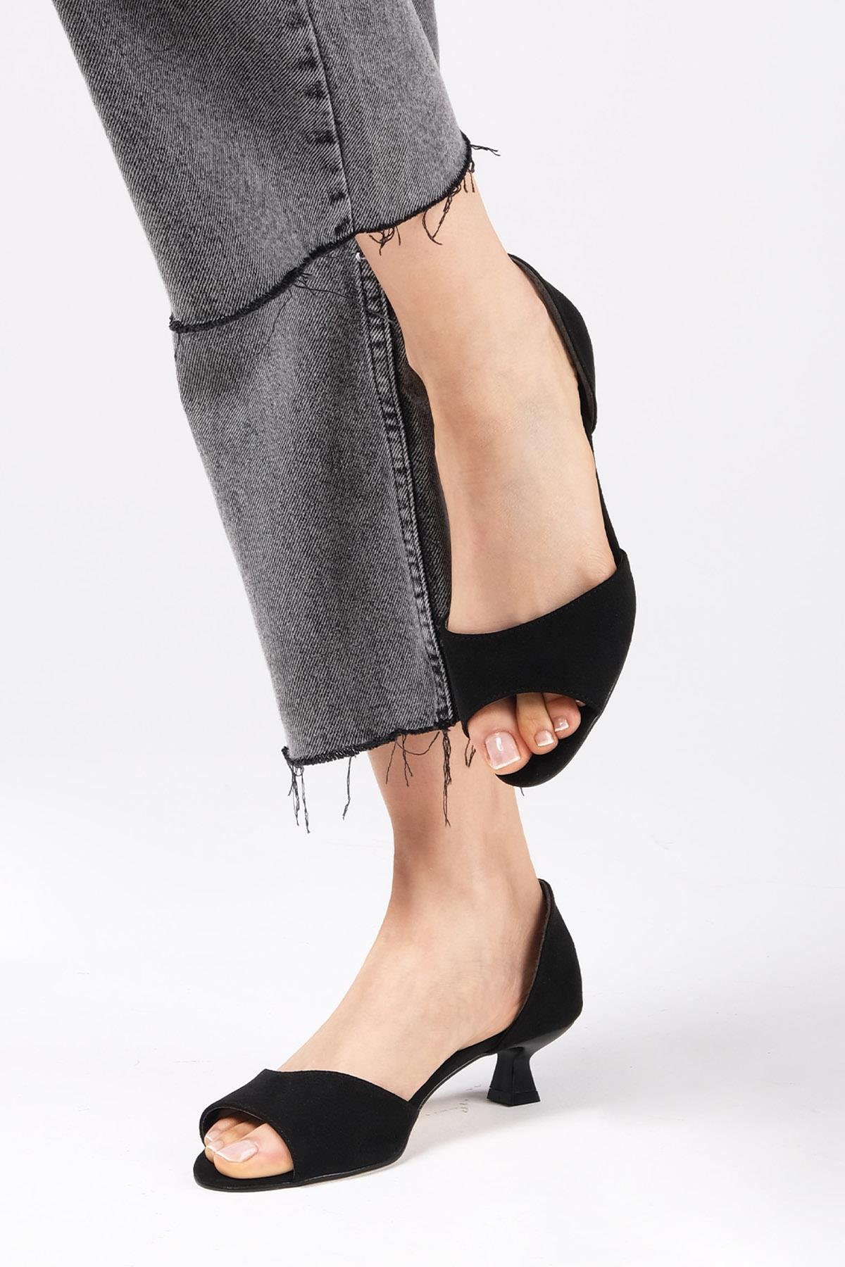 Adrian Siyah Renk Kısa Topuklu Ayakkabı-Kısa Topuklu-Mio Gusto-02253BLS