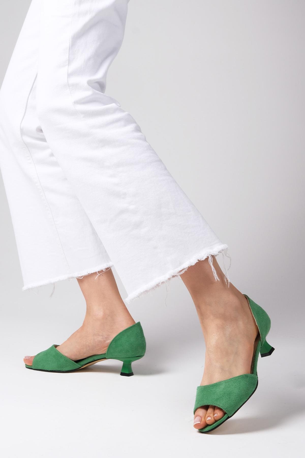 Adrian Yeşil Renk Kısa Topuklu Ayakkabı-Kısa Topuklu-Mio Gusto-02253GNS