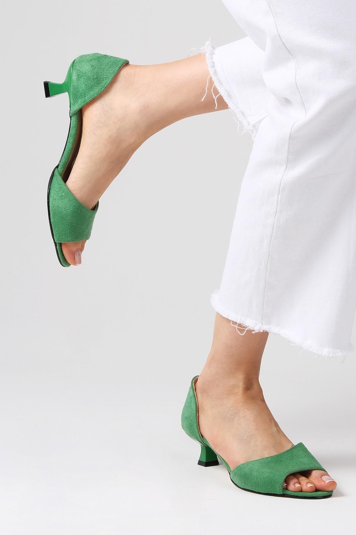 Adrian Yeşil Renk Kısa Topuklu Ayakkabı-Kısa Topuklu-Mio Gusto-02253GNS