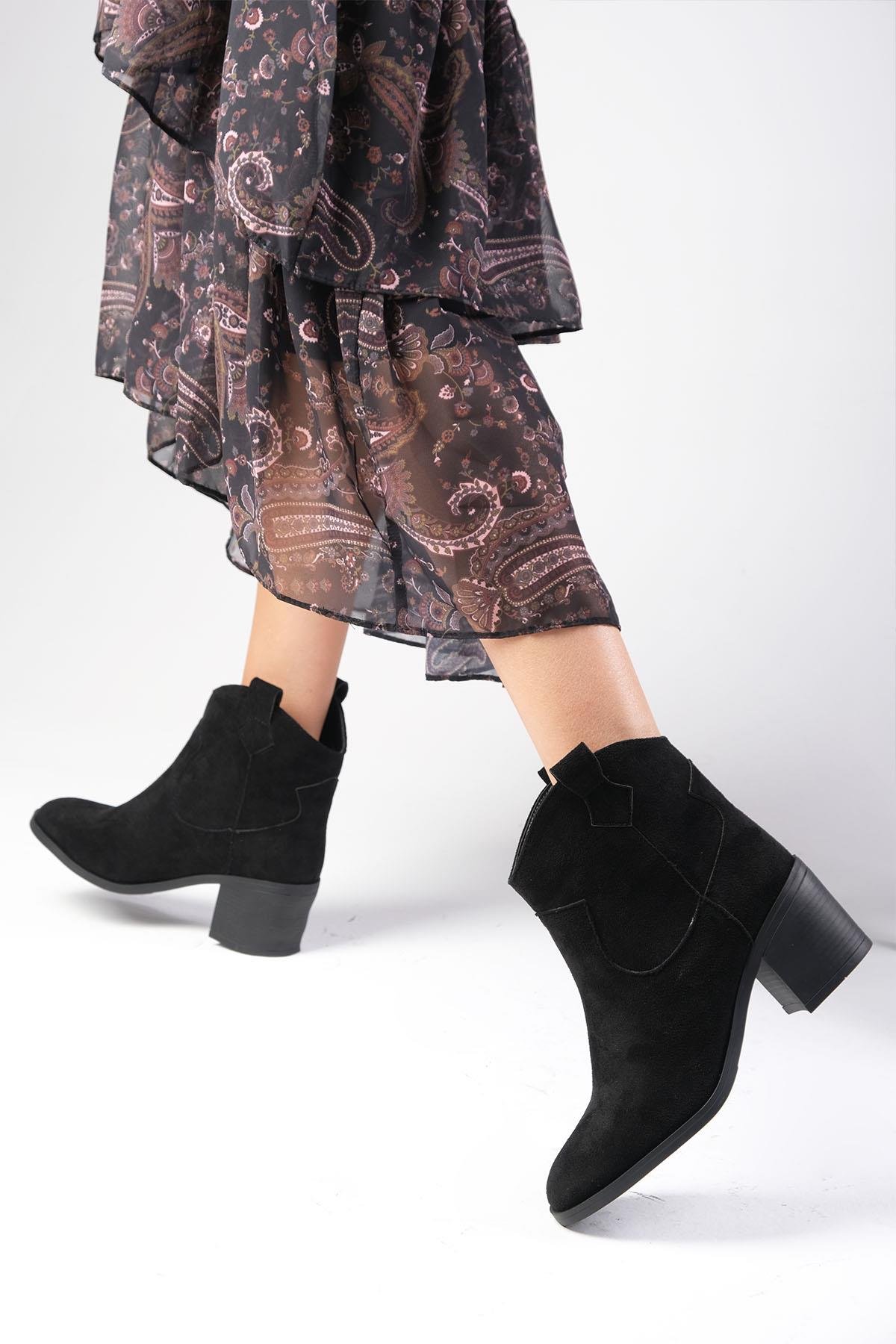 Alessia Western Siyah Renk Topuklu Bot-Kalın Topuk-Mio Gusto-01563BLS