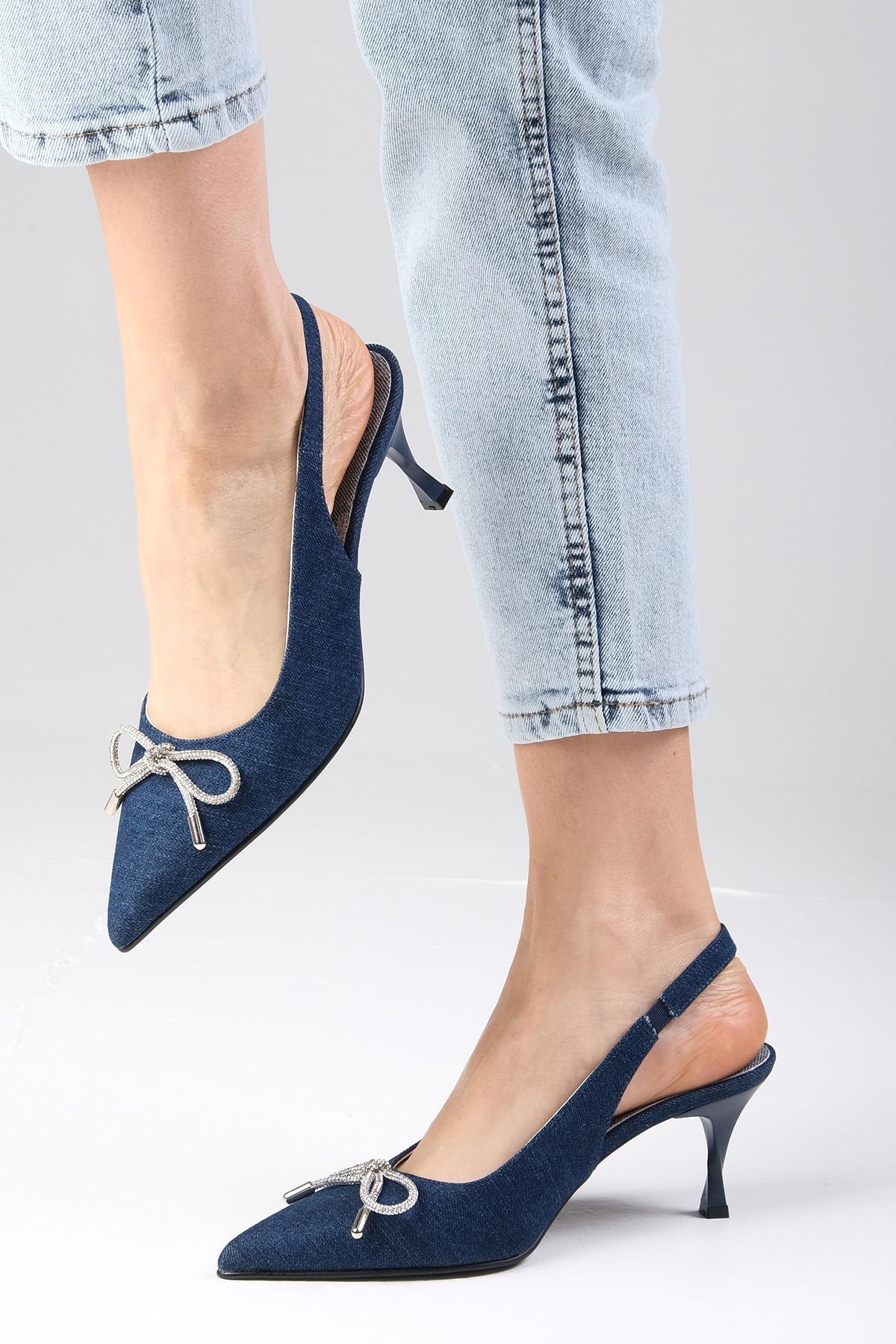 Alexis Lacivert Renk Denim Kumaş Topuklu Ayakkabı-Yüksek Topuklu-Mio Gusto-01526DBK