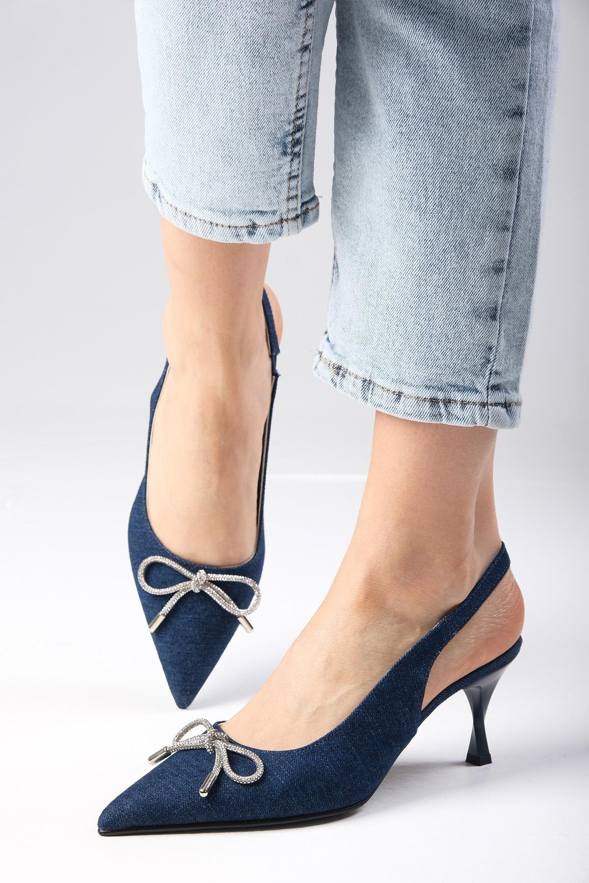 Alexis Lacivert Renk Denim Kumaş Topuklu Ayakkabı-Yüksek Topuklu-Mio Gusto-01526DBK