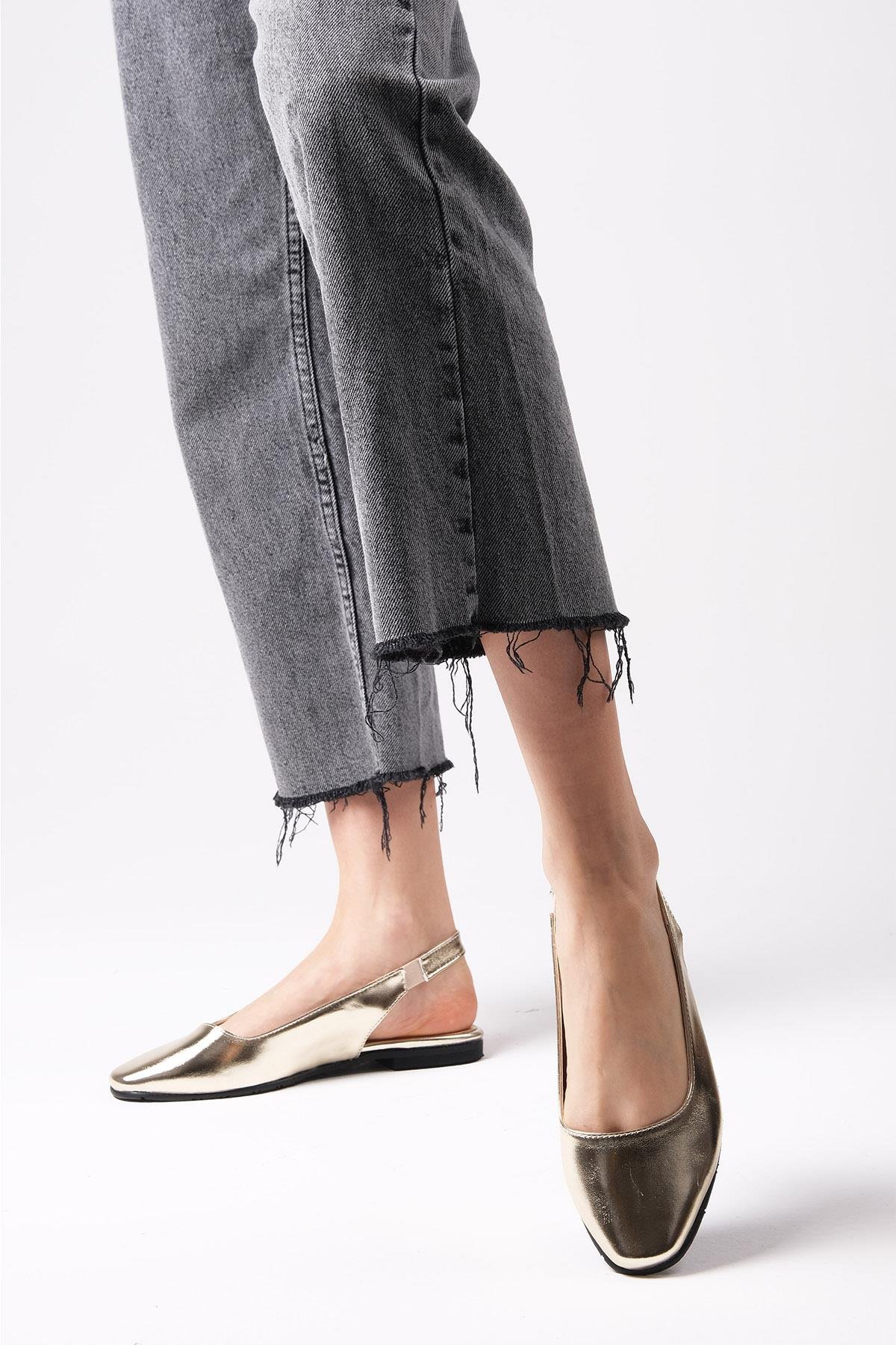 Ally Altın Renk Küt Burun Babet-Flats-Mio Gusto-02232GOC