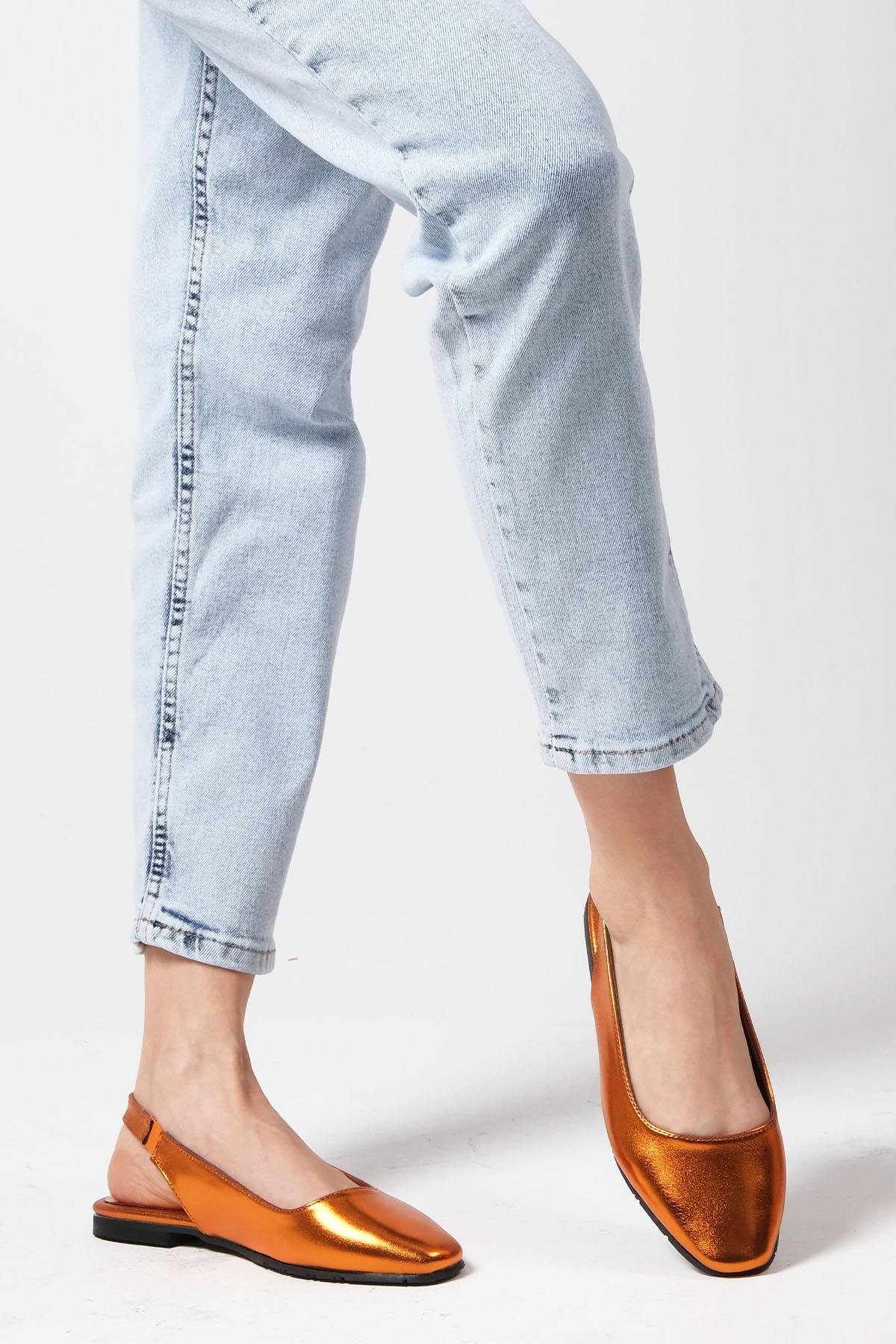 Ally Turuncu Renk Küt Burun Babet-BABET-Mio Gusto-02232ORC