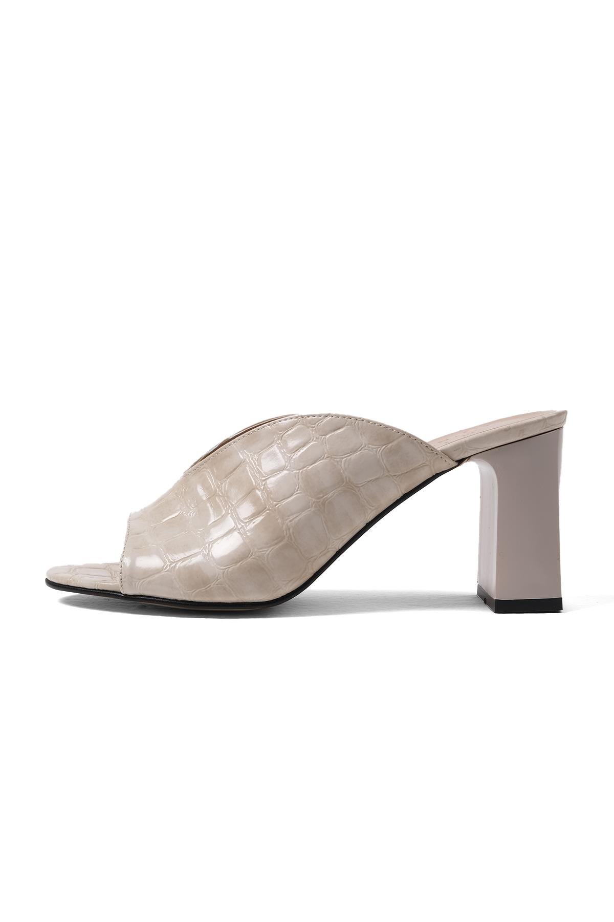 Alona Bej Renk Topuklu Terlik-TERLİK-Mio Gusto-01453BEV