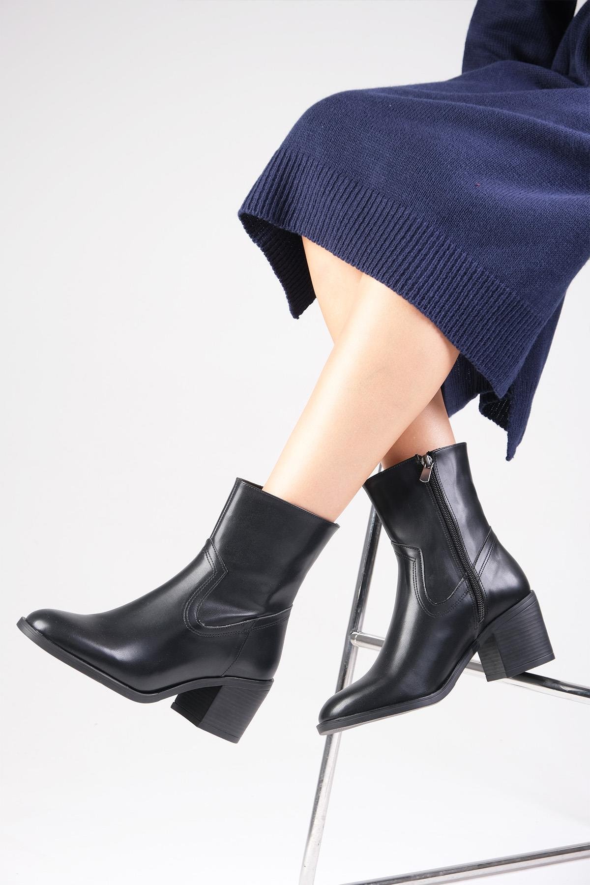 Amory Siyah Renk Kalın Topuklu Bot-Kalın Topuk-Mio Gusto-01574BLC