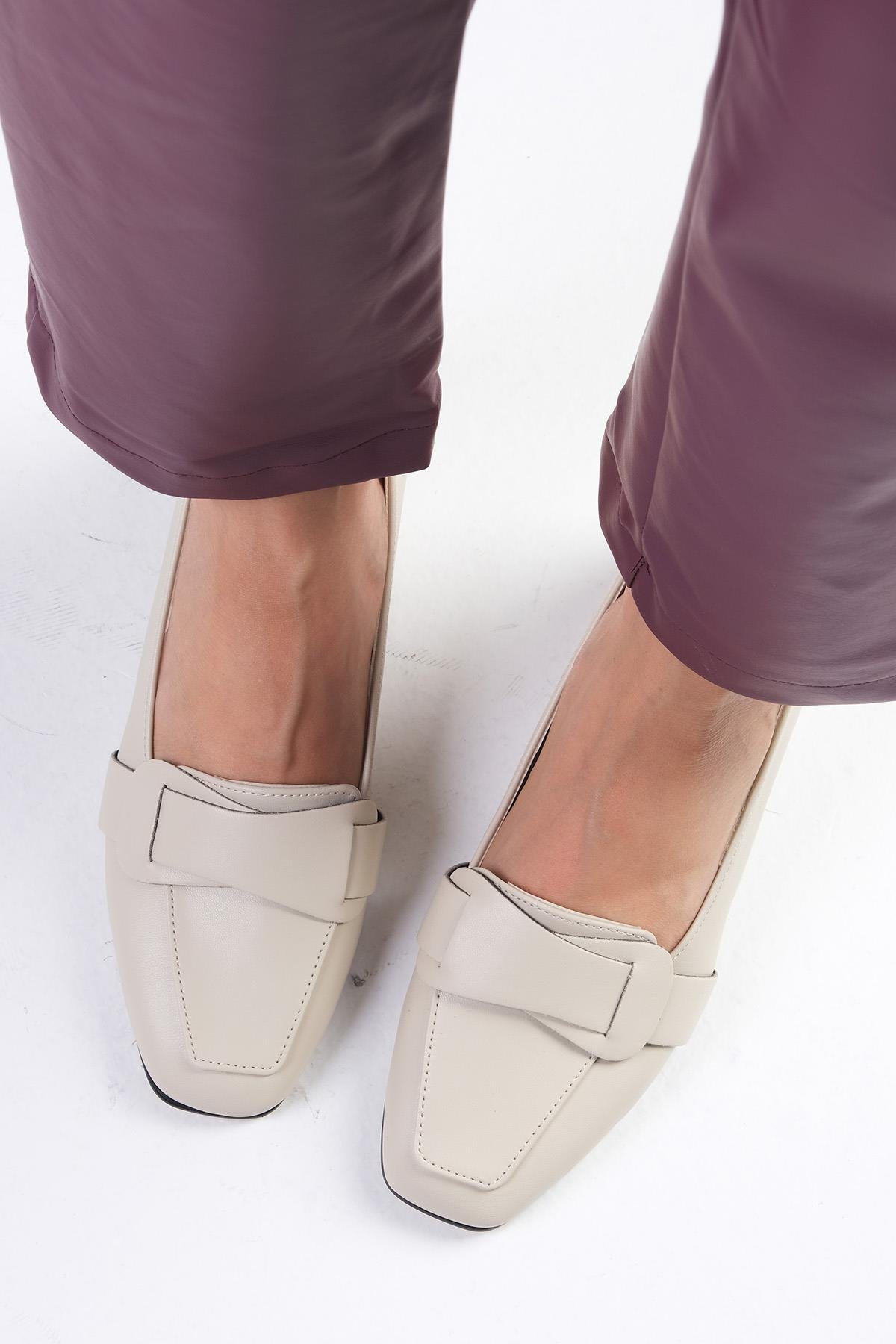 Anneka Bej Renk Kısa Topuklu Ayakkabı-Kısa Topuklu-Mio Gusto-01485BEC