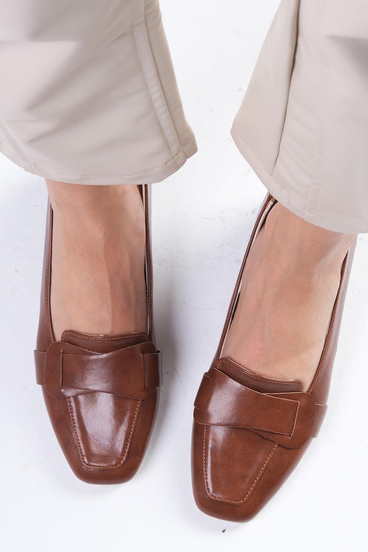 Anneka Kahverengi Kısa Topuklu Ayakkabı-Kısa Topuklu-Mio Gusto-01485BRC