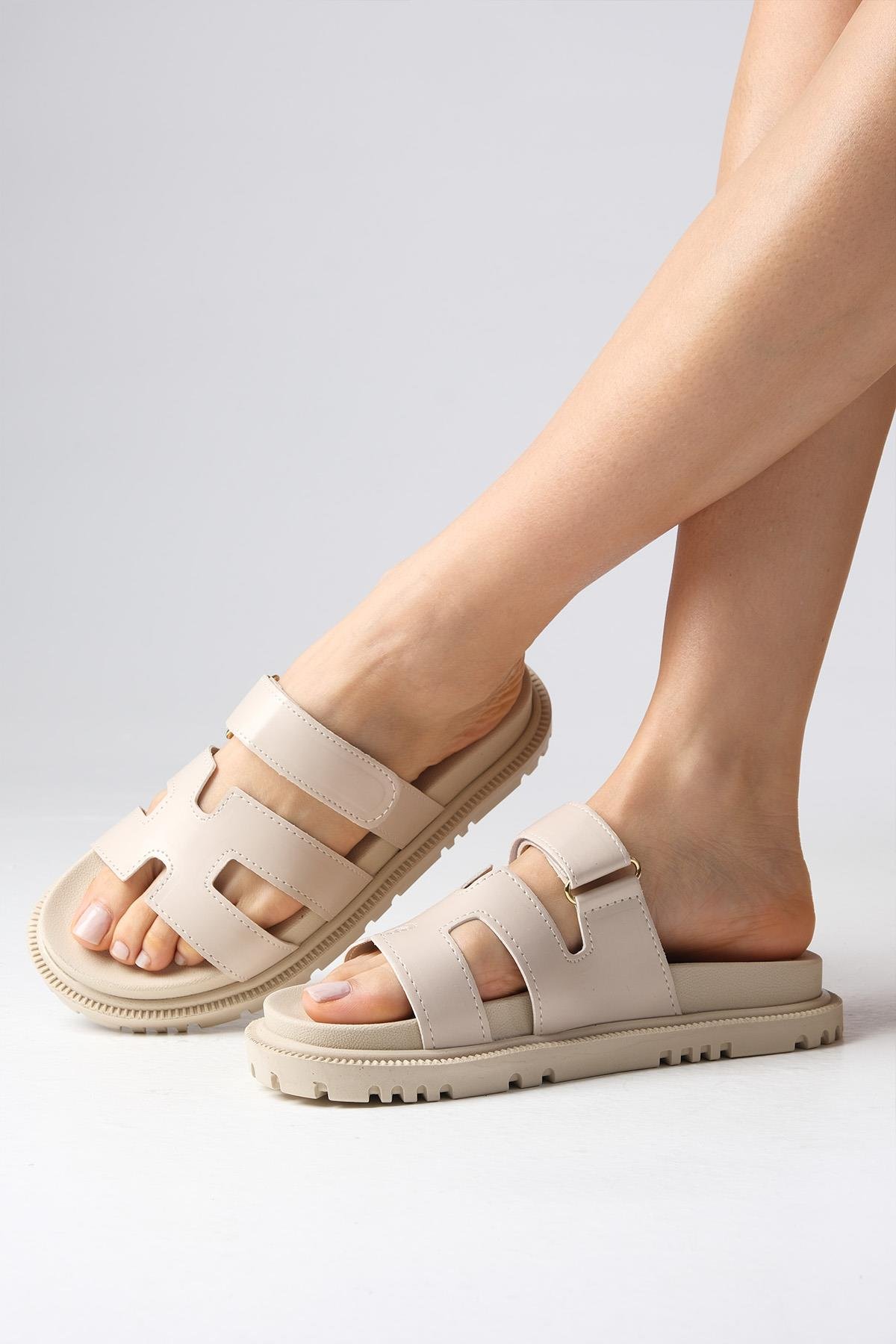 Arden Bej Renk Topuksuz Terlik-TERLİK-Mio Gusto-05020BEC