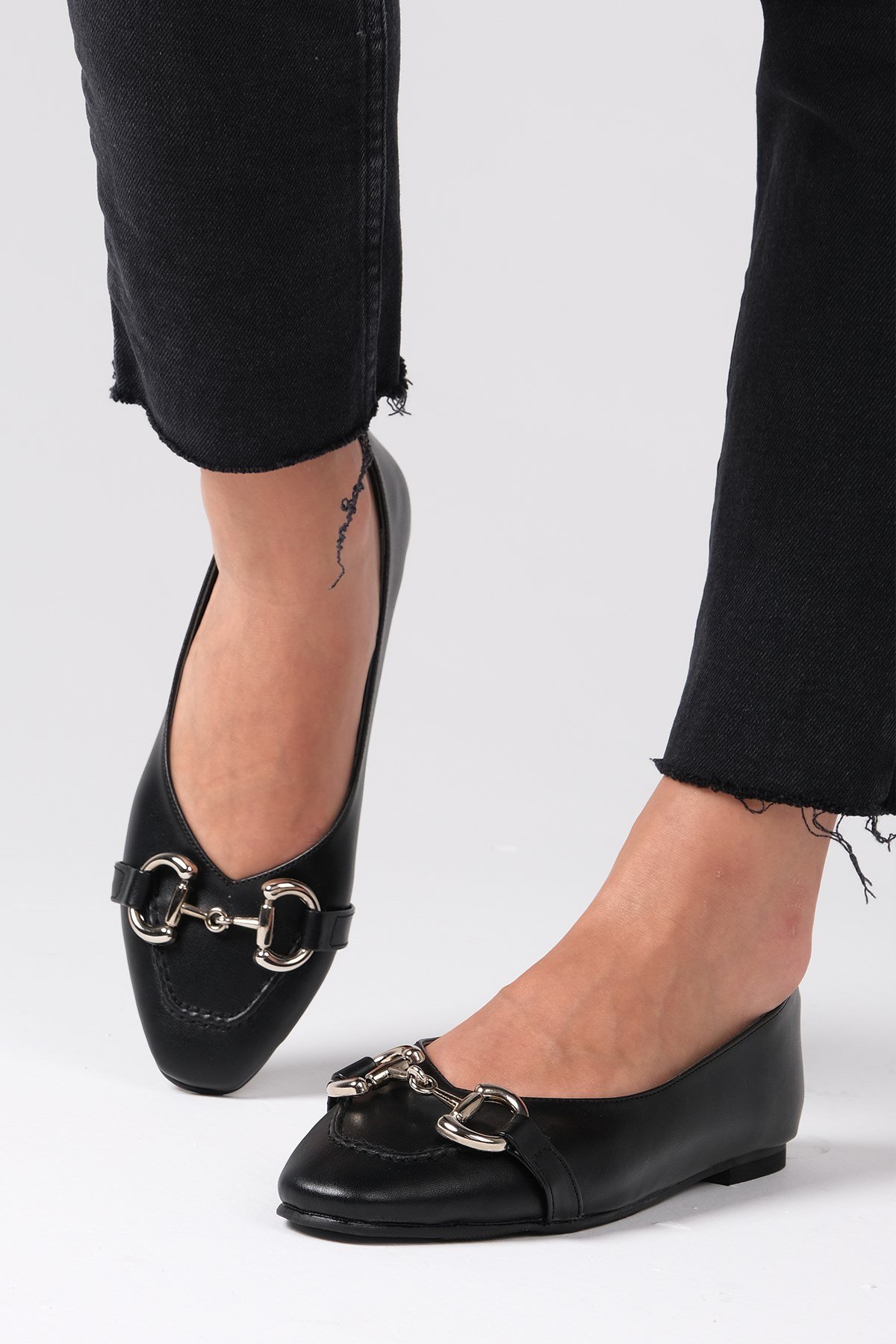 Aretha Siyah Renk Küt Burun Babet-Flats-Mio Gusto-02215BLC