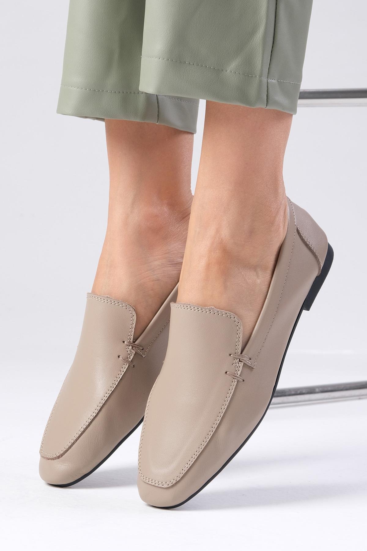 Aria Hakiki Deri Vizon Renk Loafer-DÜZ AYAKKABI-Mio Gusto-01561MIC