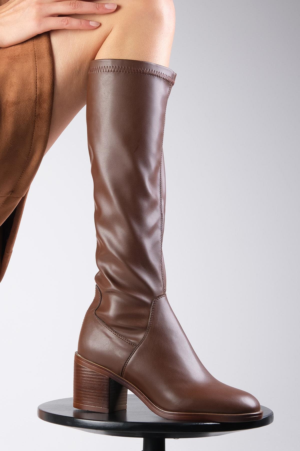 Armande Kahverengi Kalın Topuklu Streç Çizme-ÇİZME-Mio Gusto-01567BRC