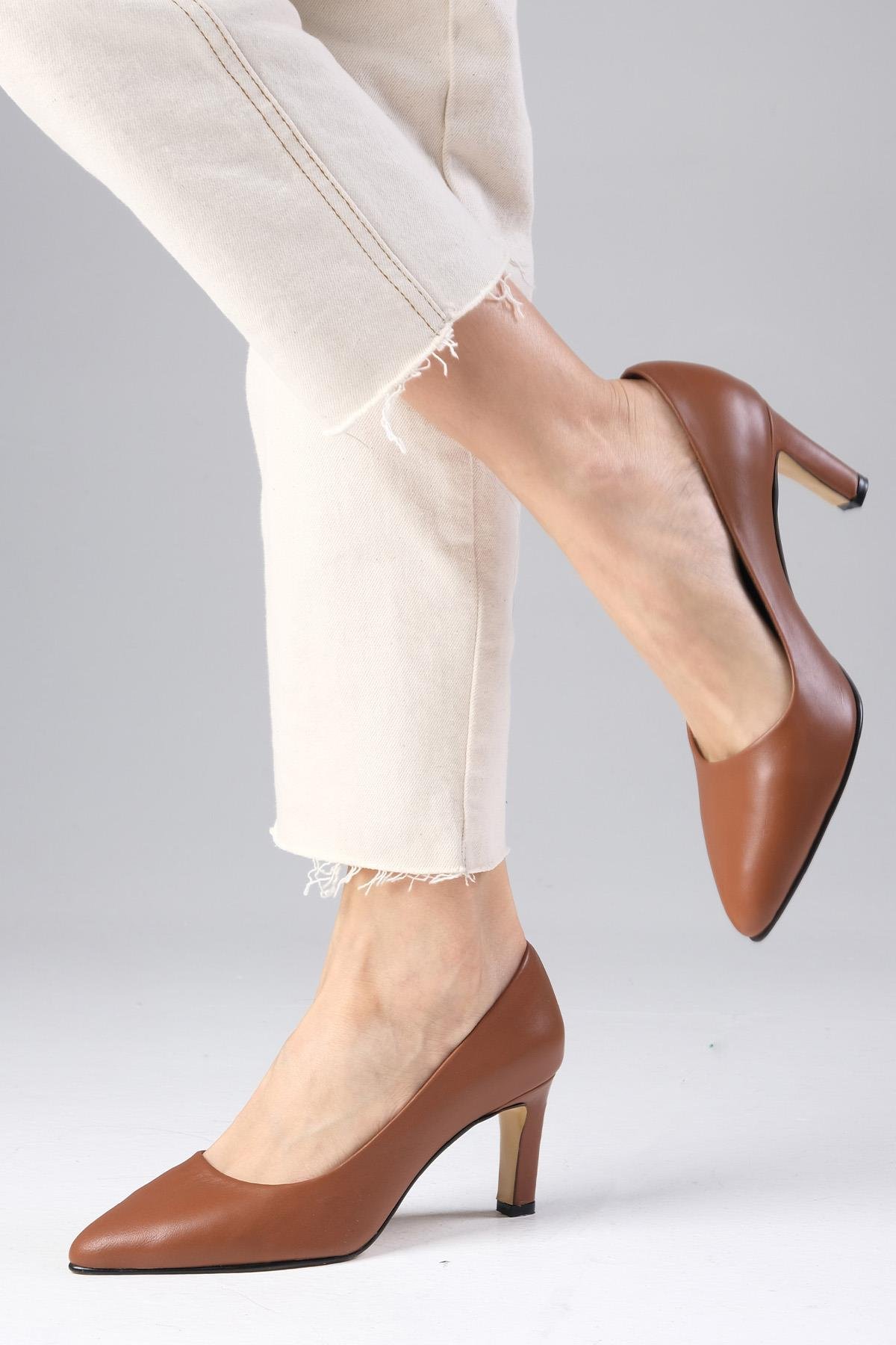 Beliz Genuine Leather Tan-Low Heels-Mio Gusto-01305TAC