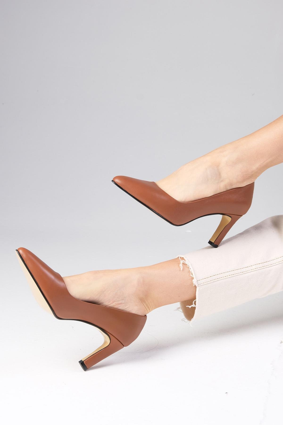 Beliz Genuine Leather Tan-Low Heels-Mio Gusto-01305TAC