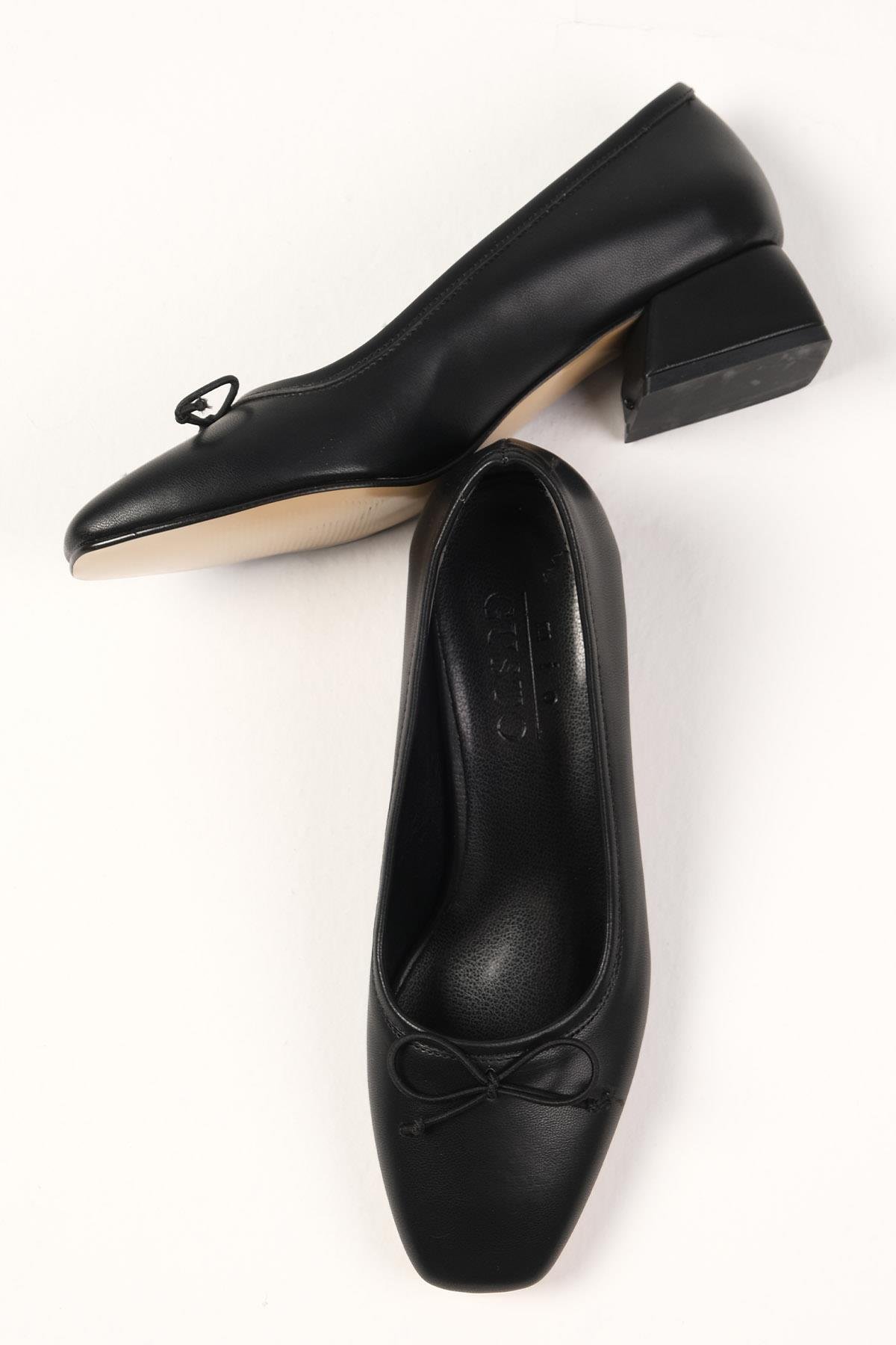 Bellamy Siyah Renk Kısa Topuklu Ayakkabı-Low Heels-Mio Gusto-01479BLC