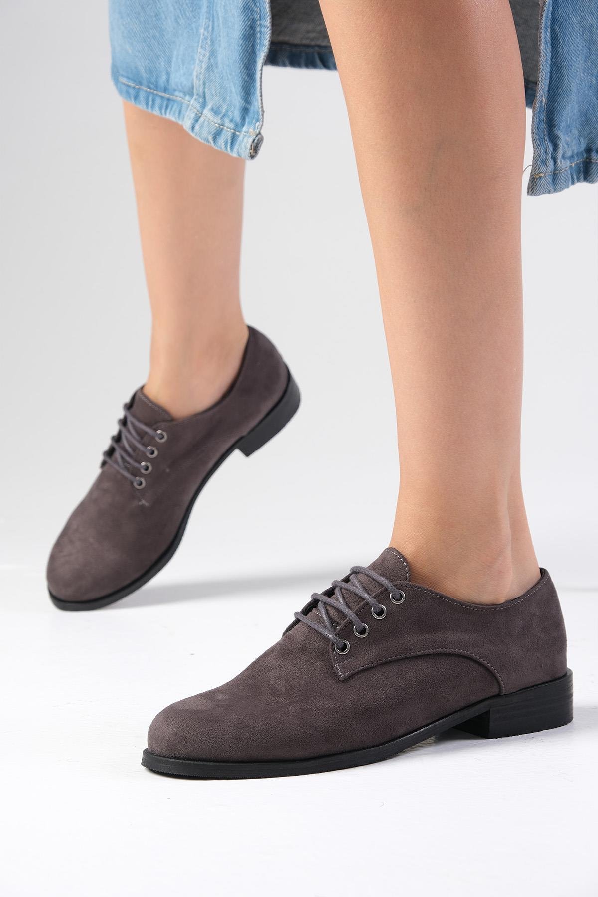 Berta Gri Renk Süet Oxford Ayakkabı-DÜZ AYAKKABI-Mio Gusto-02104GRY