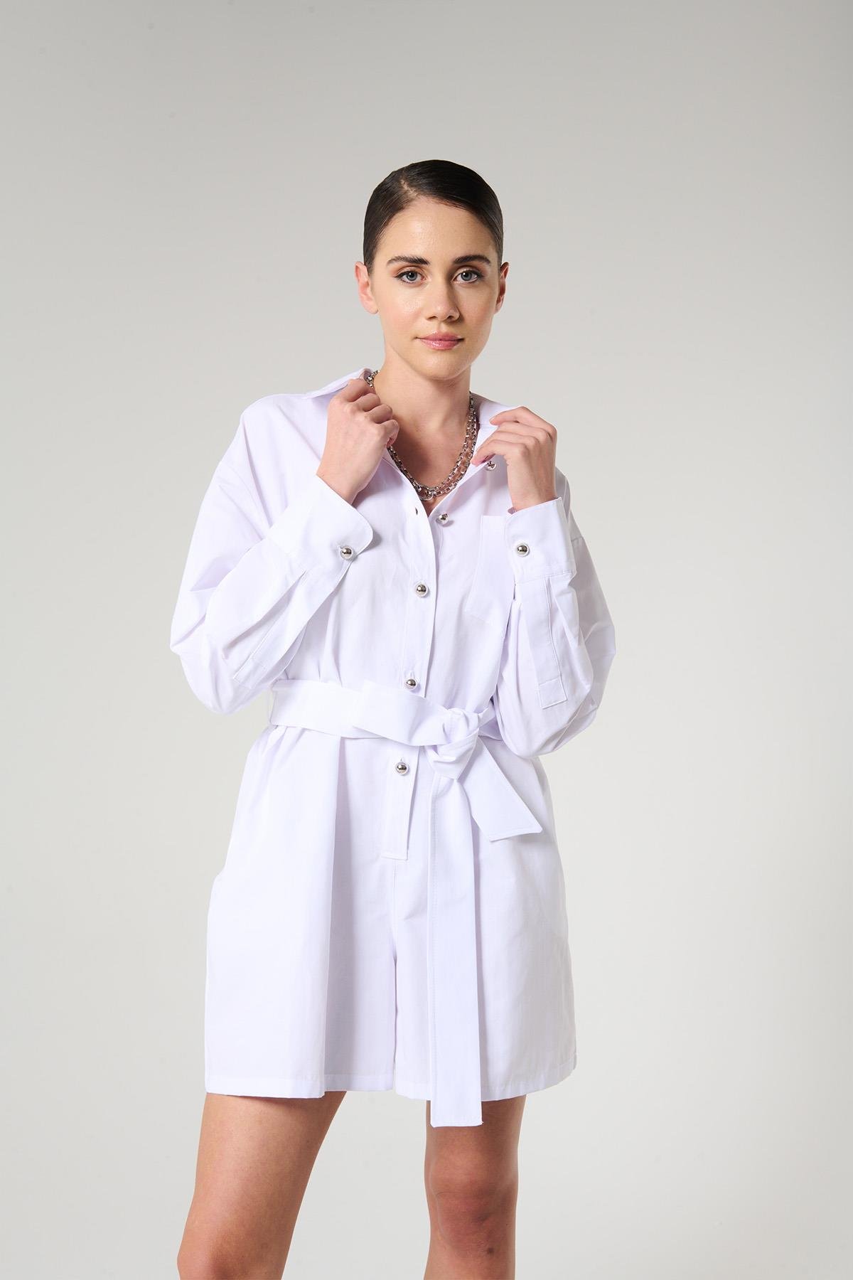 Beyaz Renk Geniş Paçalı Mini Tulum