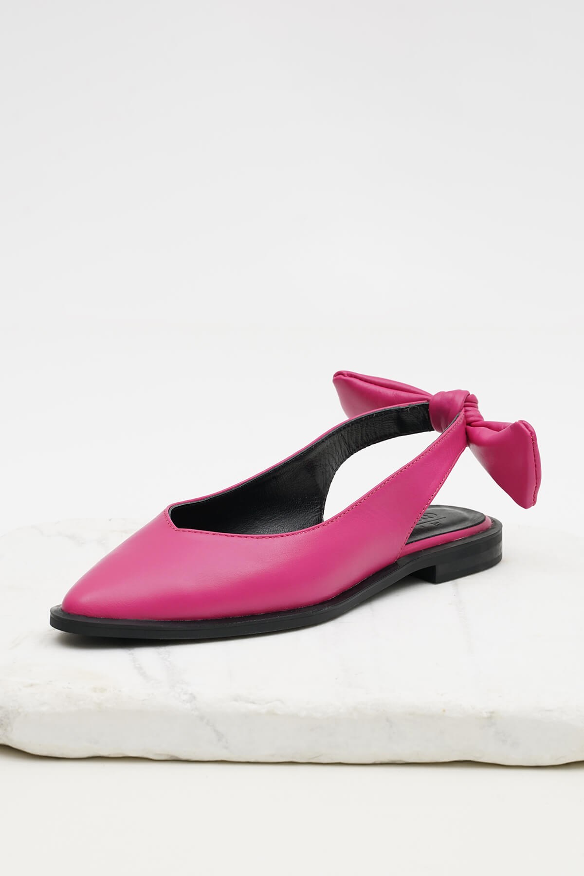 Bonny Hakiki Deri Fuşya Fiyonklu Babet-BABET-Mio Gusto-08386FUC