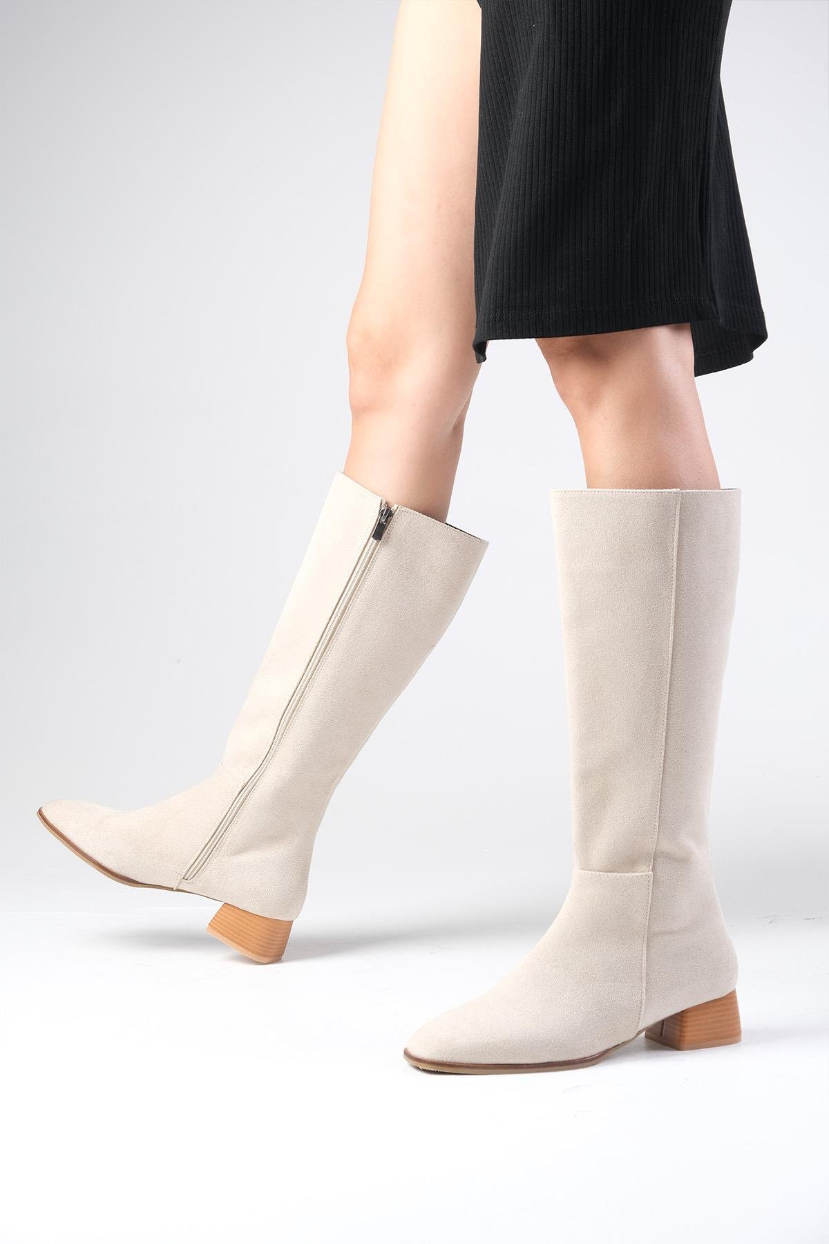 Briony Bej Renk Süet Küt Burun Fermuarlı Çizme-ÇİZME-Mio Gusto-01492BES