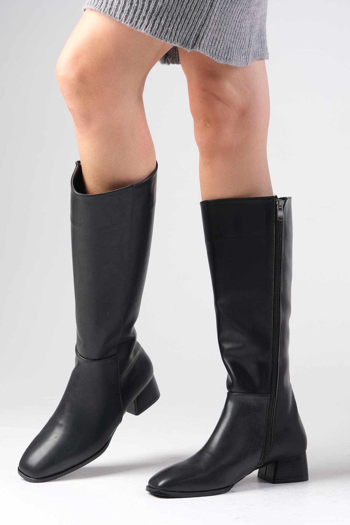 Briony Siyah Renk Küt Burun Fermuarlı Çizme-ÇİZME-Mio Gusto-01492BLC