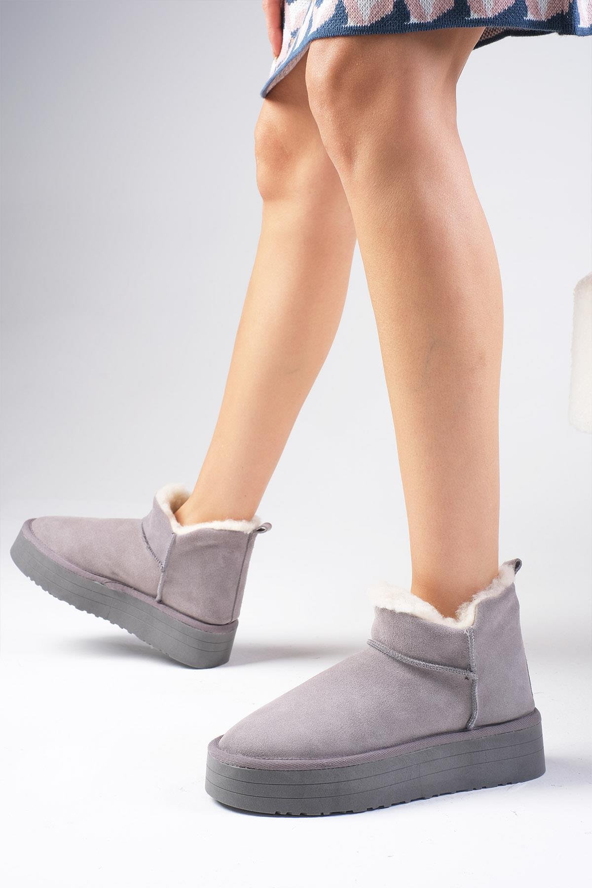 Bronte Hakiki Süet Gri Renk Ugg Bot-Topuksuz-Mio Gusto-05852GRS