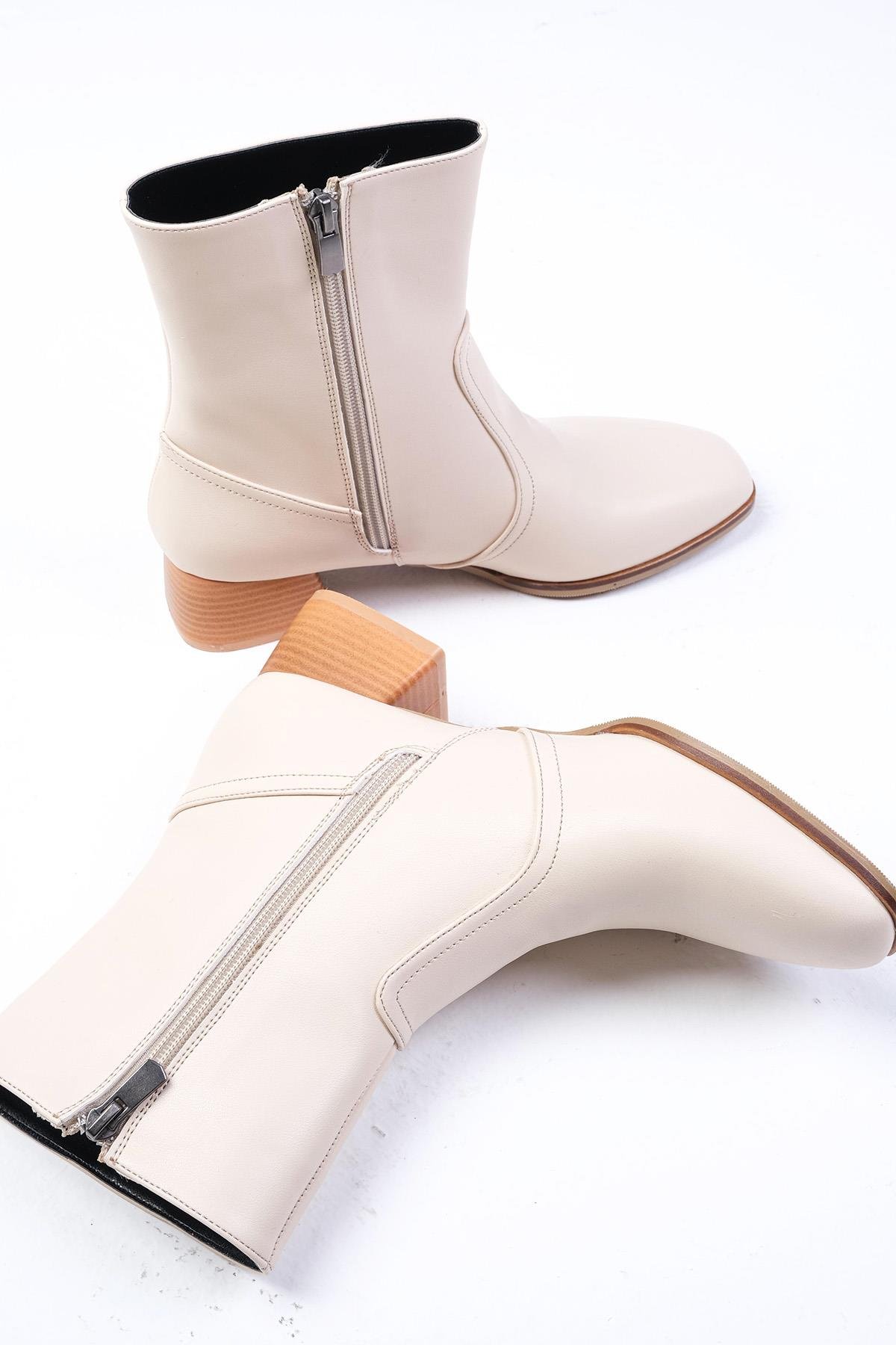 Callie Bej Renk Küt Burunlu Bot-Kalın Topuk-Mio Gusto-01491BEC