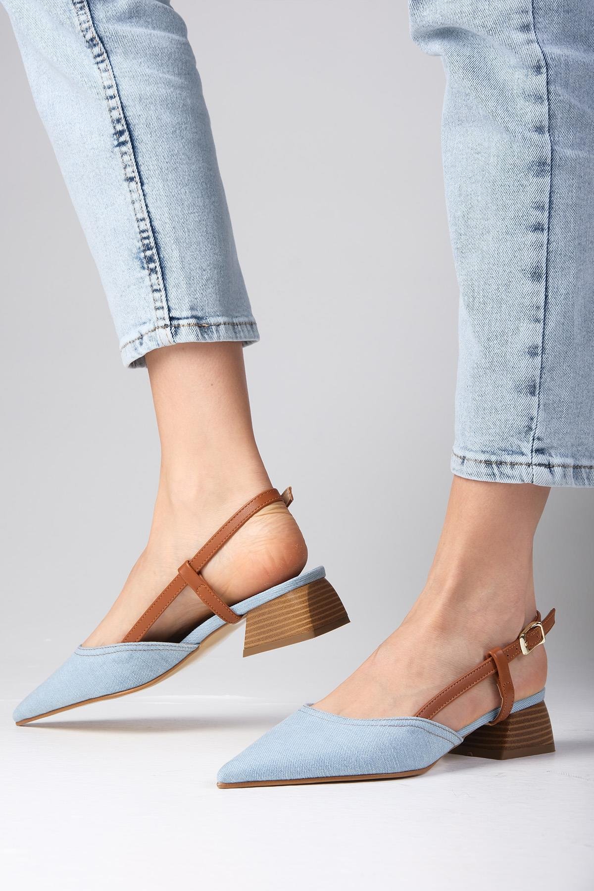Carly Mavi Renk Denim Kumaş Kısa Topuklu Ayakkabı-Kısa Topuklu-Mio Gusto-01477BUK