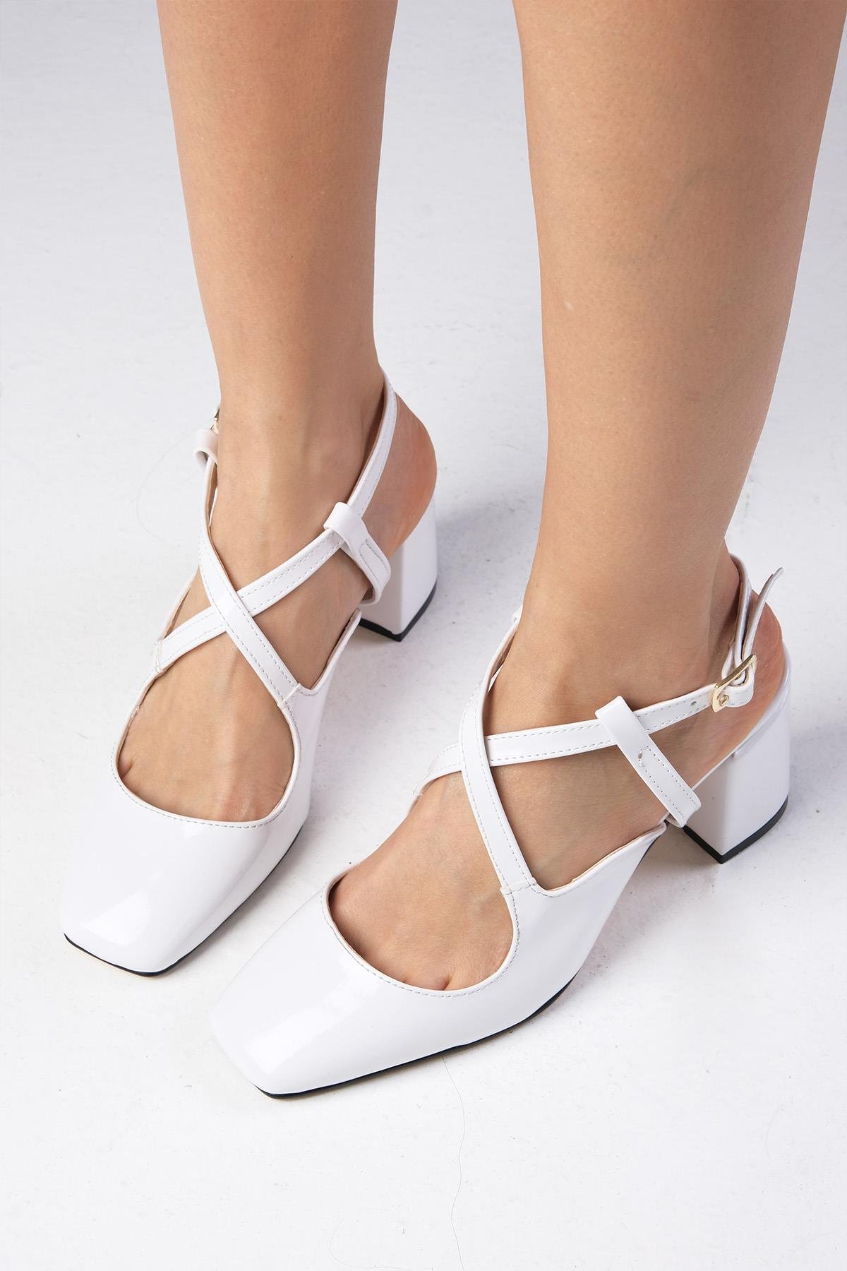 Catalina Beyaz Renk Rugan Topuklu Ayakkabı-Yüksek Topuklu-Mio Gusto-02268WHR