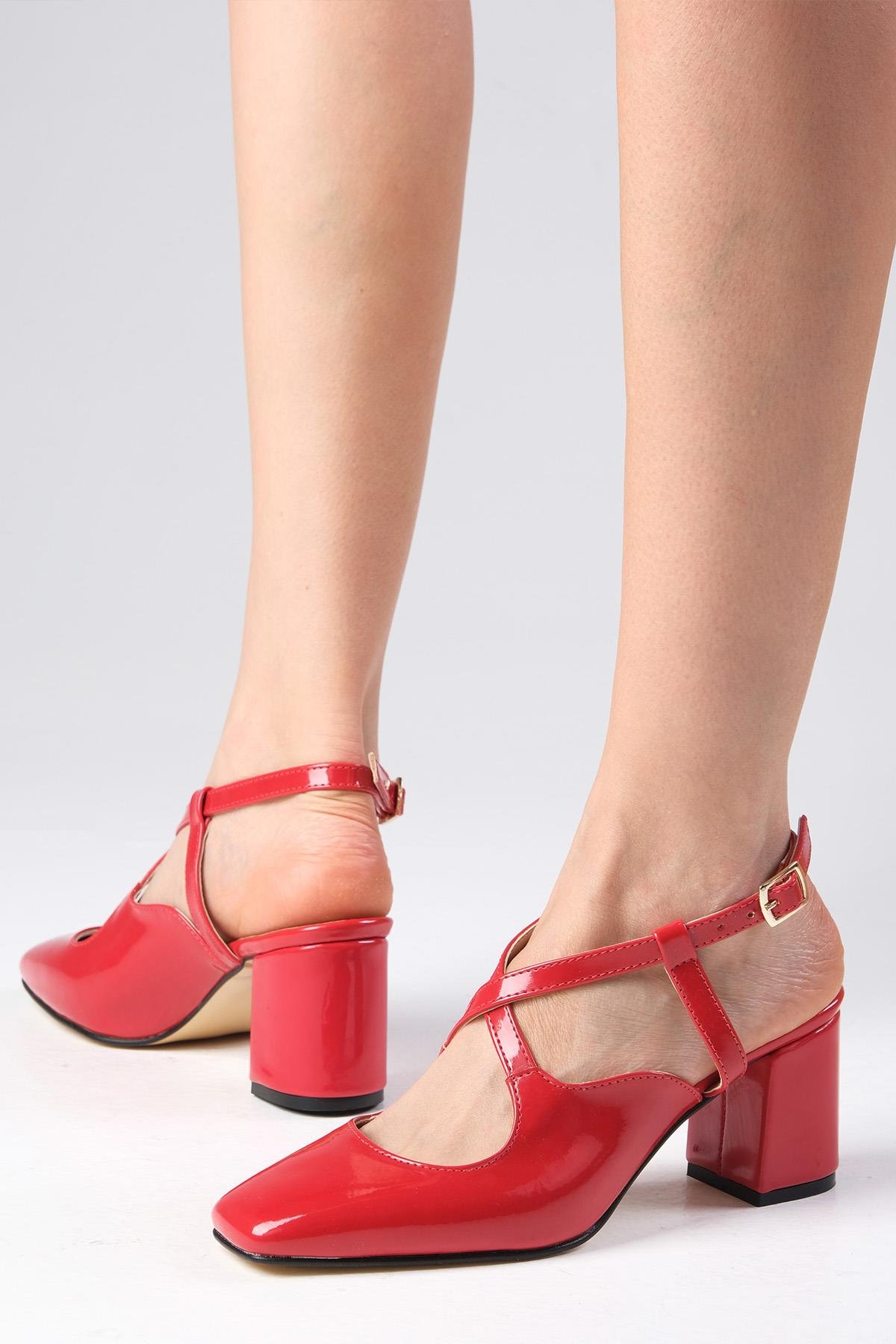 Catalina Kırmızı Renk Rugan Topuklu Ayakkabı-Yüksek Topuklu-Mio Gusto-02268RER