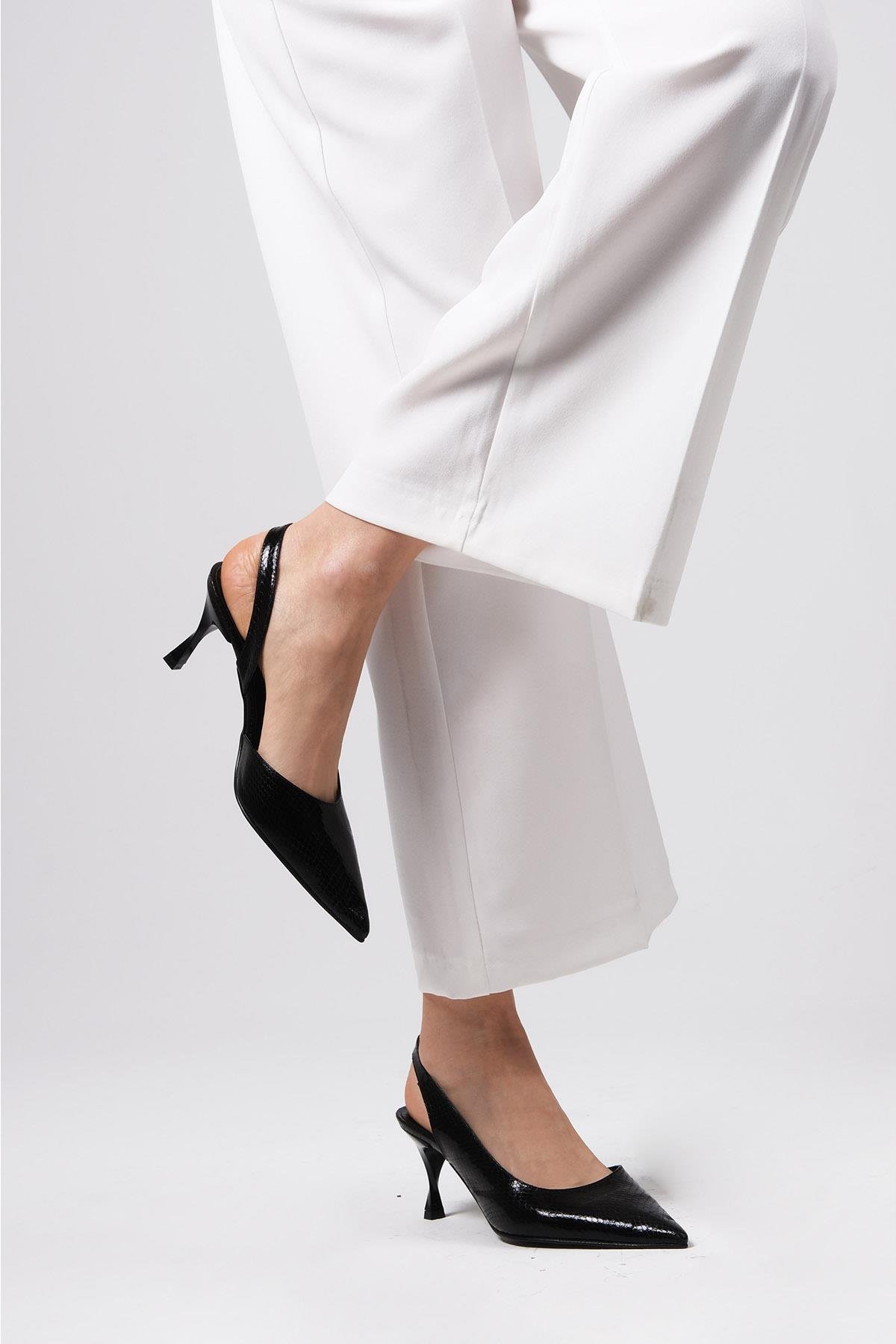 Clarice Siyah Renk Topuklu Ayakkabı-Yüksek Topuklu-Mio Gusto-01435BLK