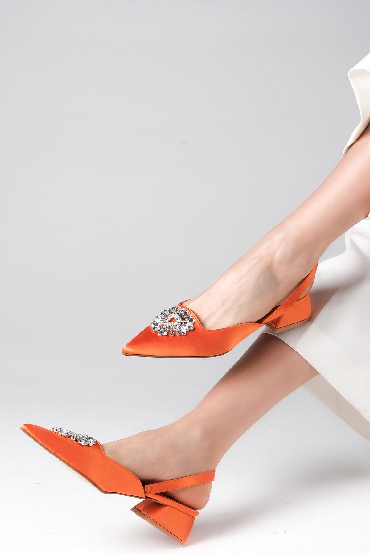 Claudia Turuncu Renk Kısa Topuklu Ayakkabı-Kısa Topuklu-Mio Gusto-01448ORK