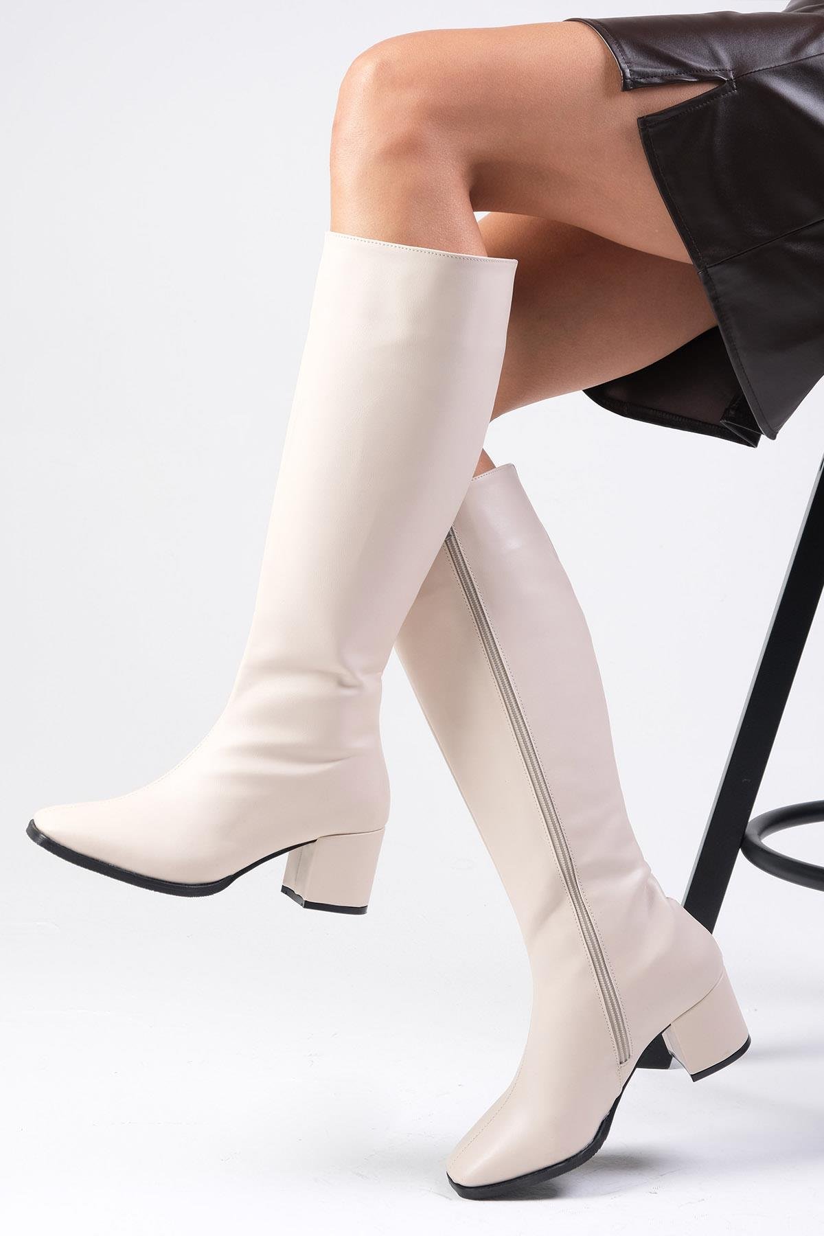 Courtney Ten Rengi Küt Burun Çizme-Boots-Mio Gusto-02151NUC