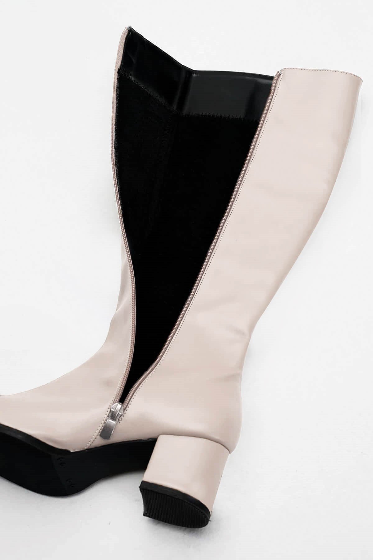 Courtney Ten Rengi Küt Burun Çizme-Boots-Mio Gusto-02151NUC