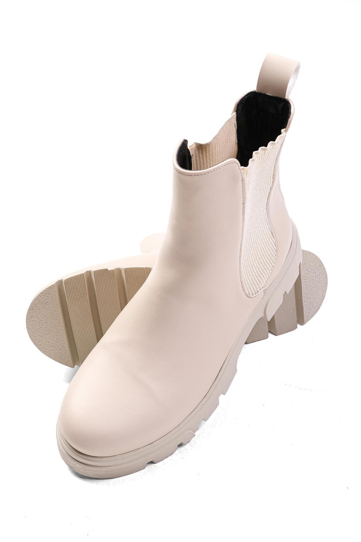 Debora Bej Renk Kalın Tabanlı Lastikli Bot-Kalın Topuk-Mio Gusto-01498BEC