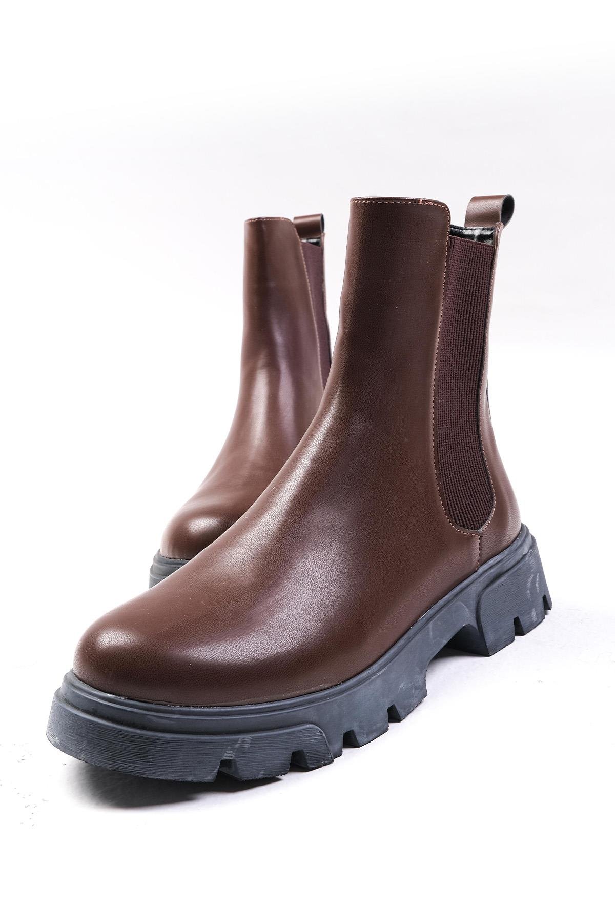 Debora Kahverengi Kalın Tabanlı Lastikli Bot-Kalın Topuk-Mio Gusto-01498BRC